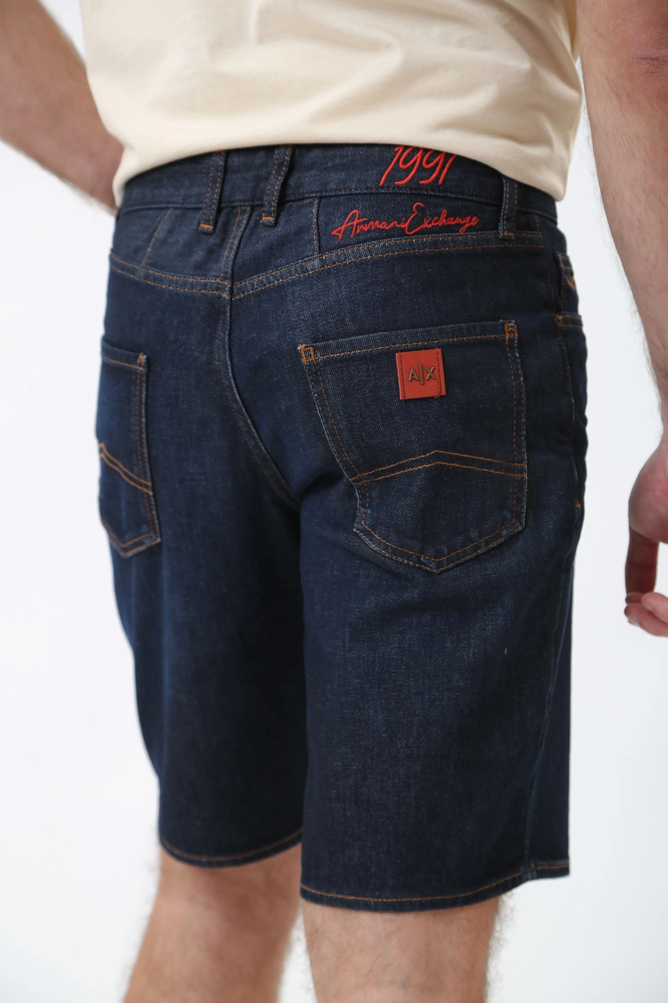 3DZJ65_Z3Y6Z Шорты джинсовые Armani Exchange Синий
