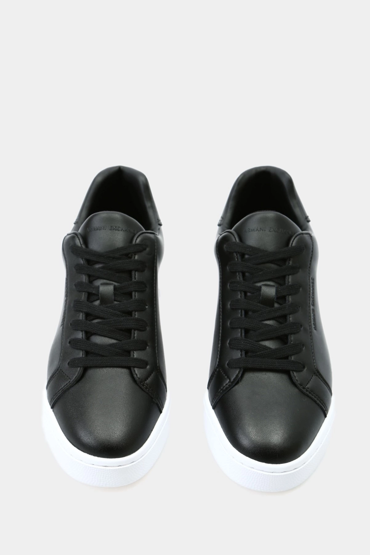 XW000295_AF11912 Кроссовки Armani Exchange Черный