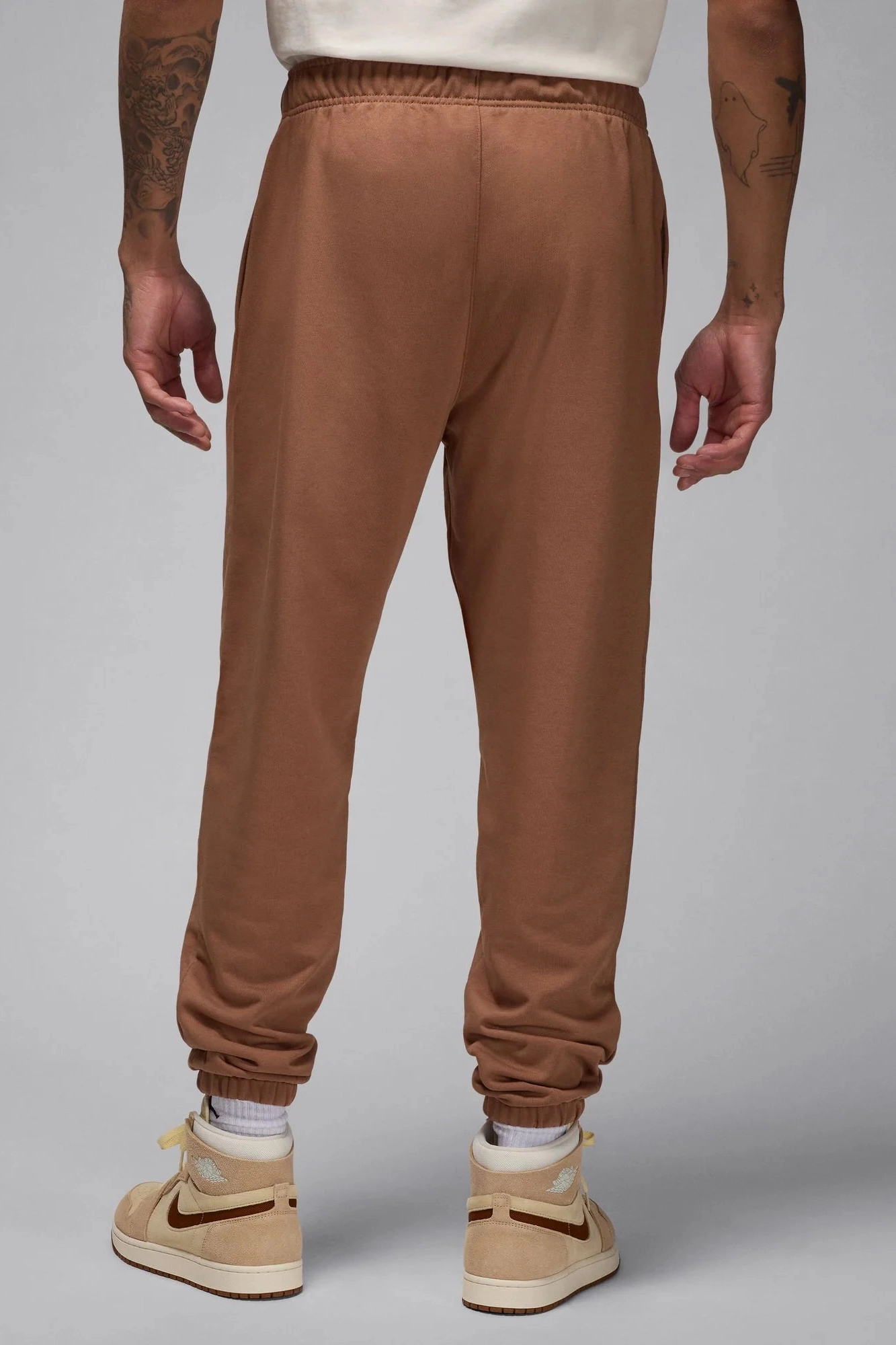 FV8608 Брюки Nike Коричневый