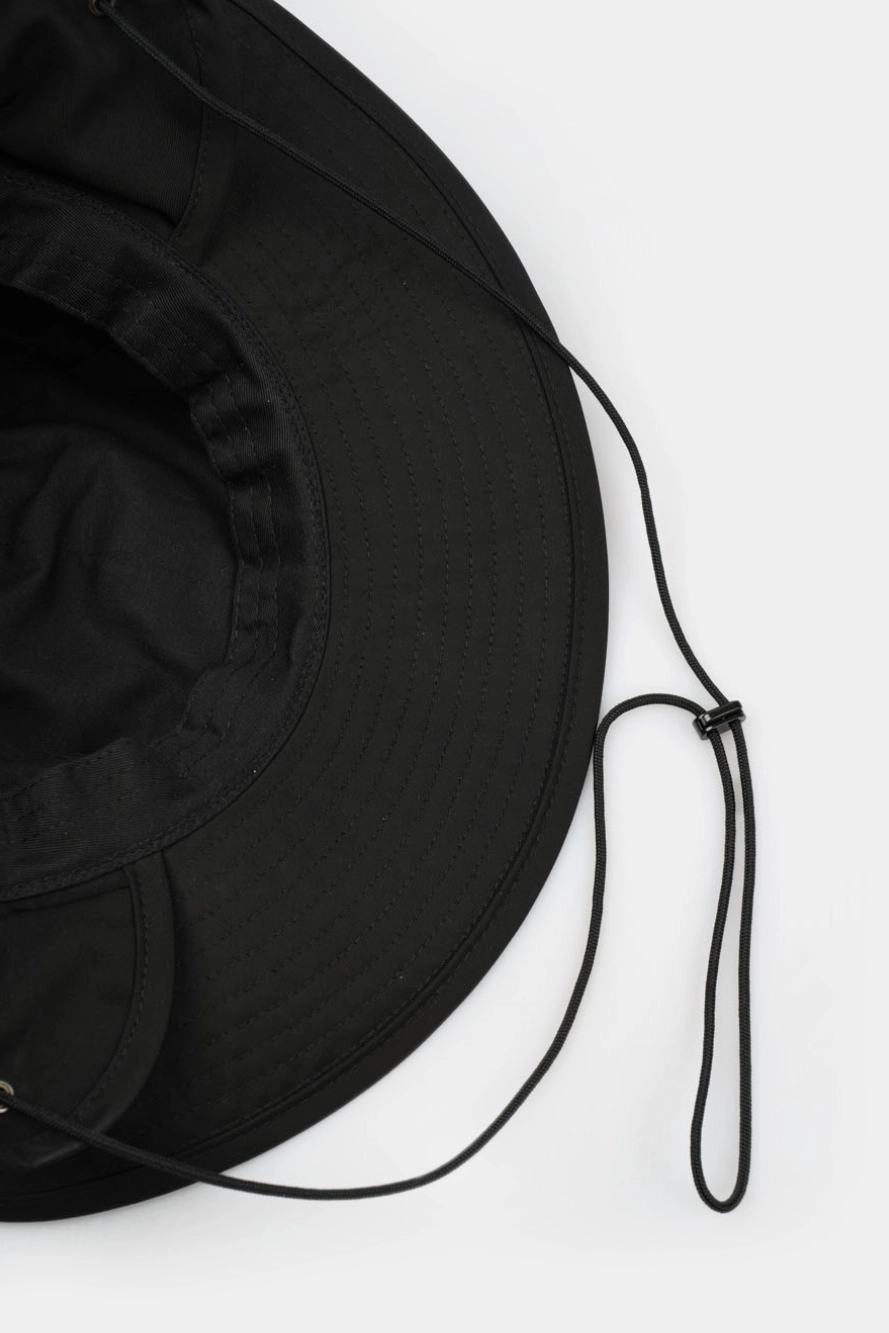 XM000117_AF10133 Шляпа Armani Exchange Черный