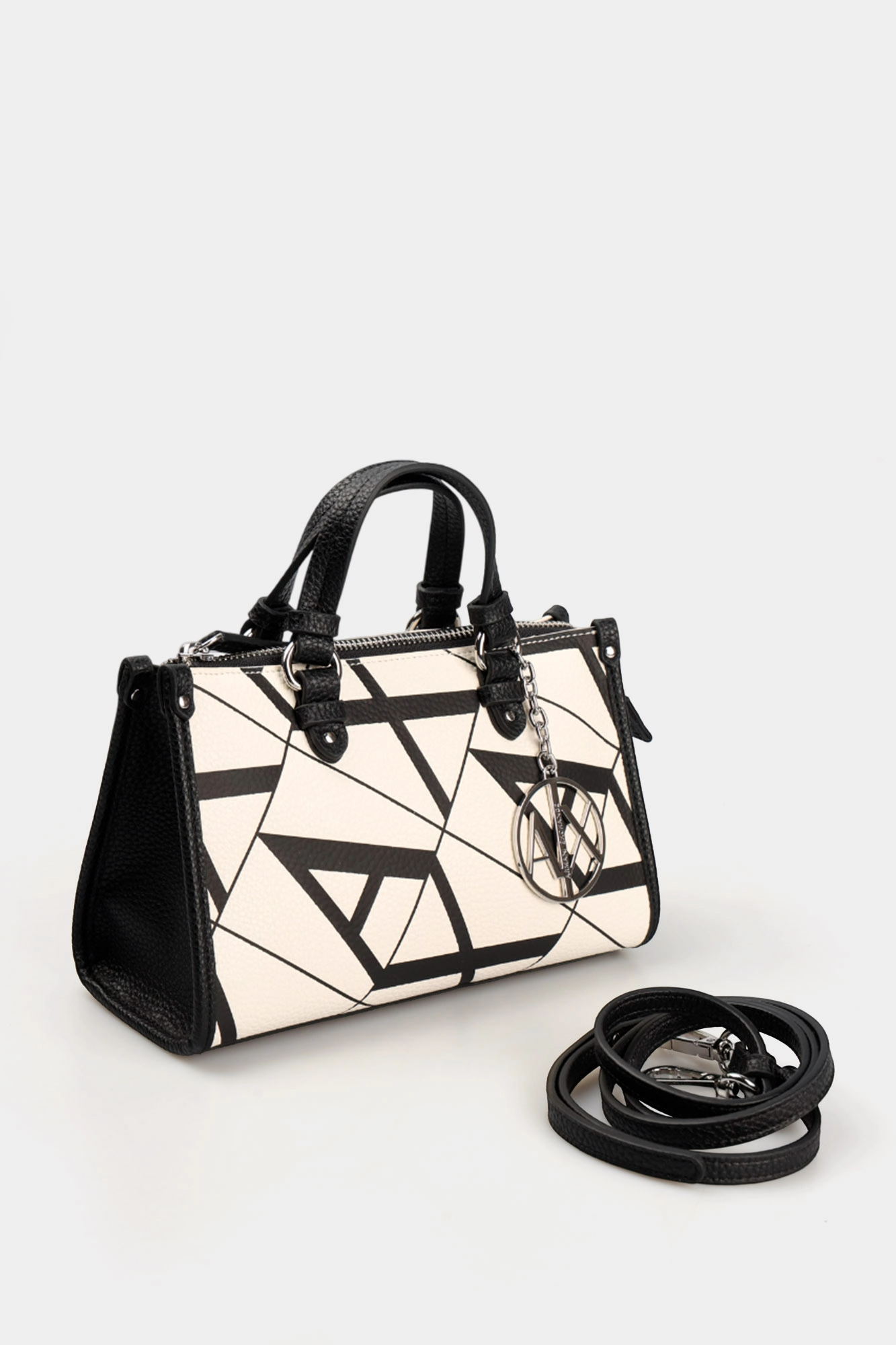 XW000928_AF13680 Сумка Armani Exchange 