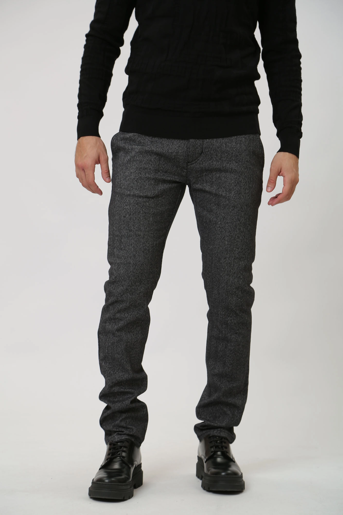 534806_255835 Брюки чиносы Karl Lagerfeld Черный