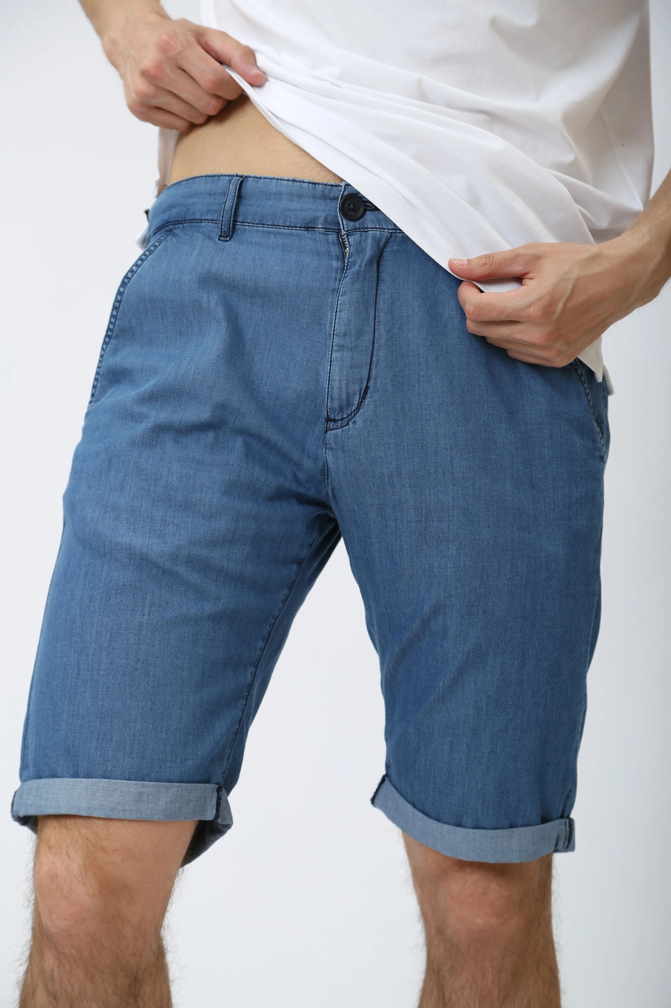 542806_255812 Шорты Karl Lagerfeld Голубой