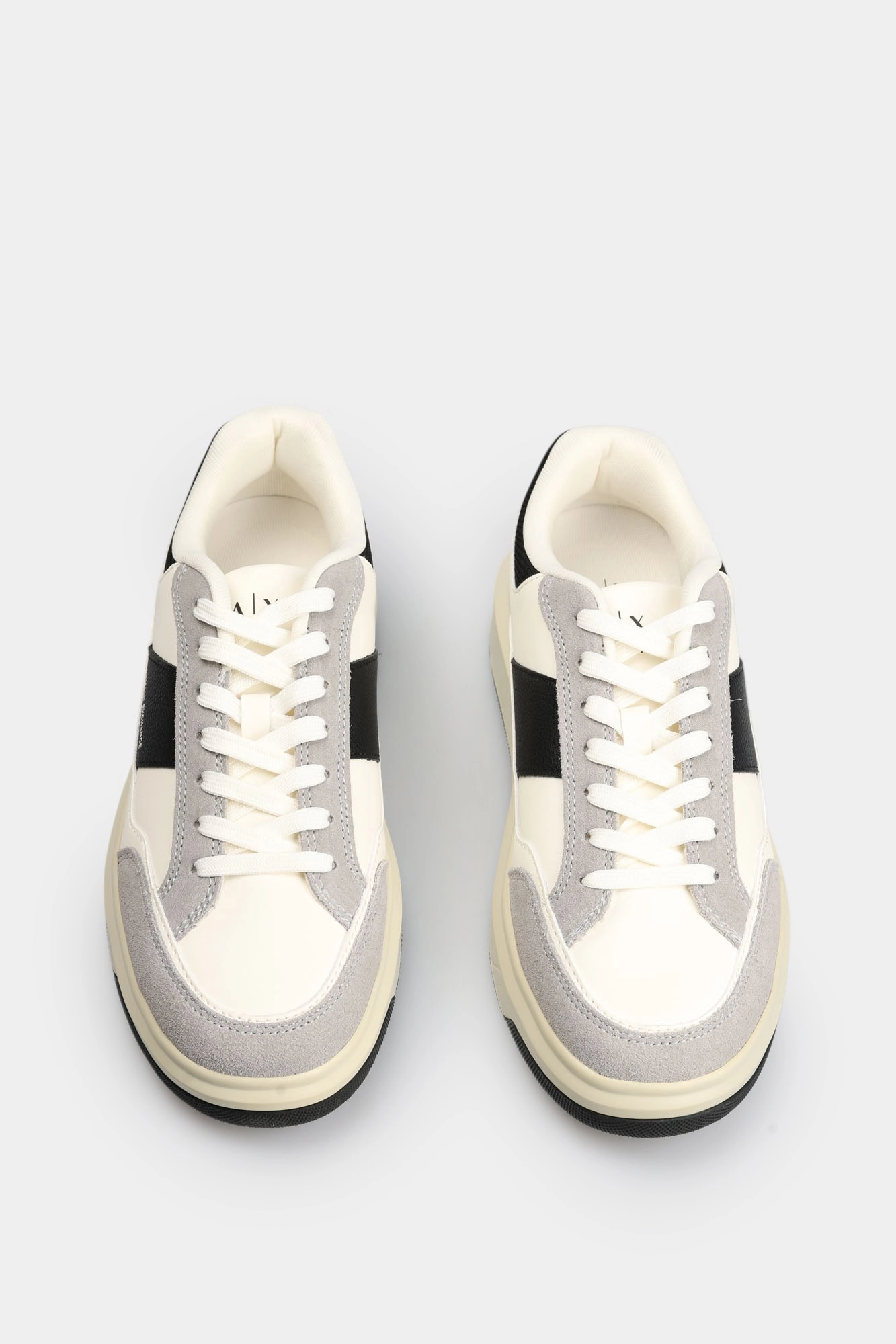 XM001720_AF17529 Кеды Armani Exchange Белый