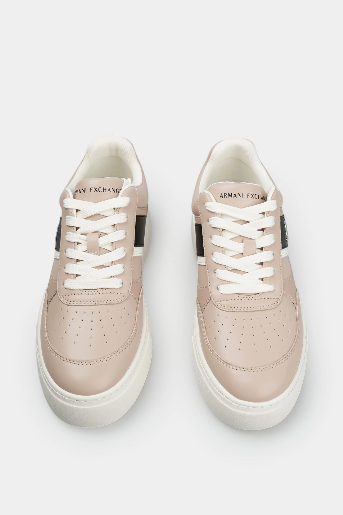 XDX176_XV917 Кеды Armani Exchange Розовый