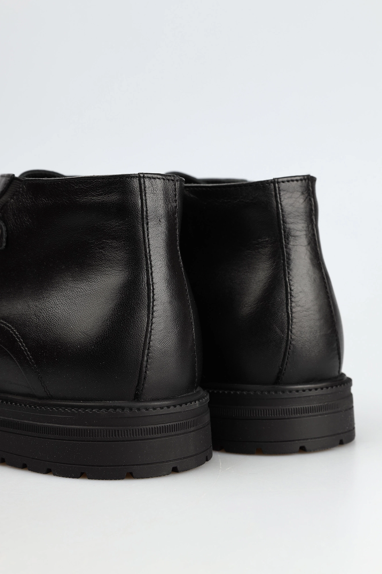 153-795-262-2 Ботинки Marc Cony Черный