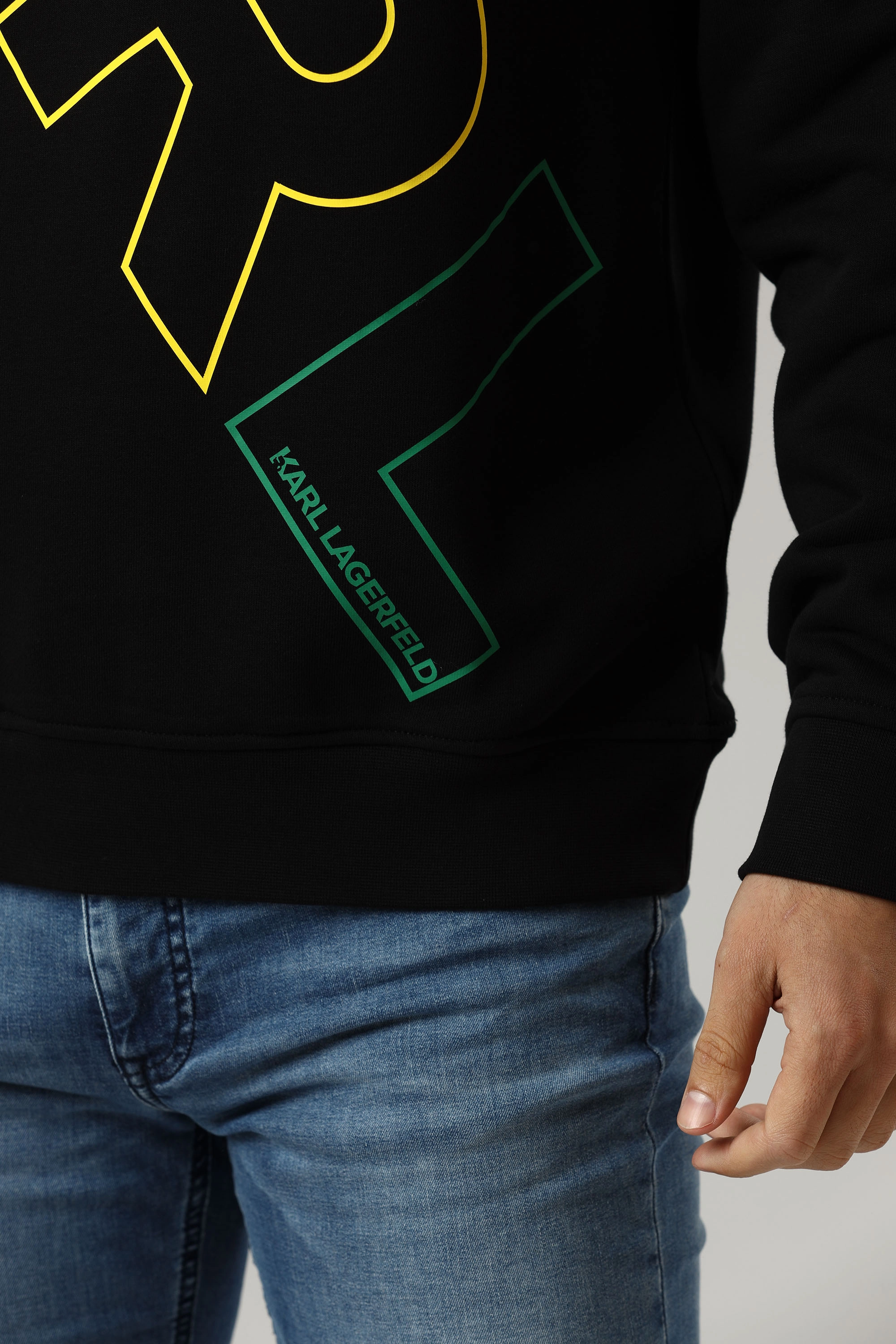 523900_705401 Свитшот Karl Lagerfeld Черный