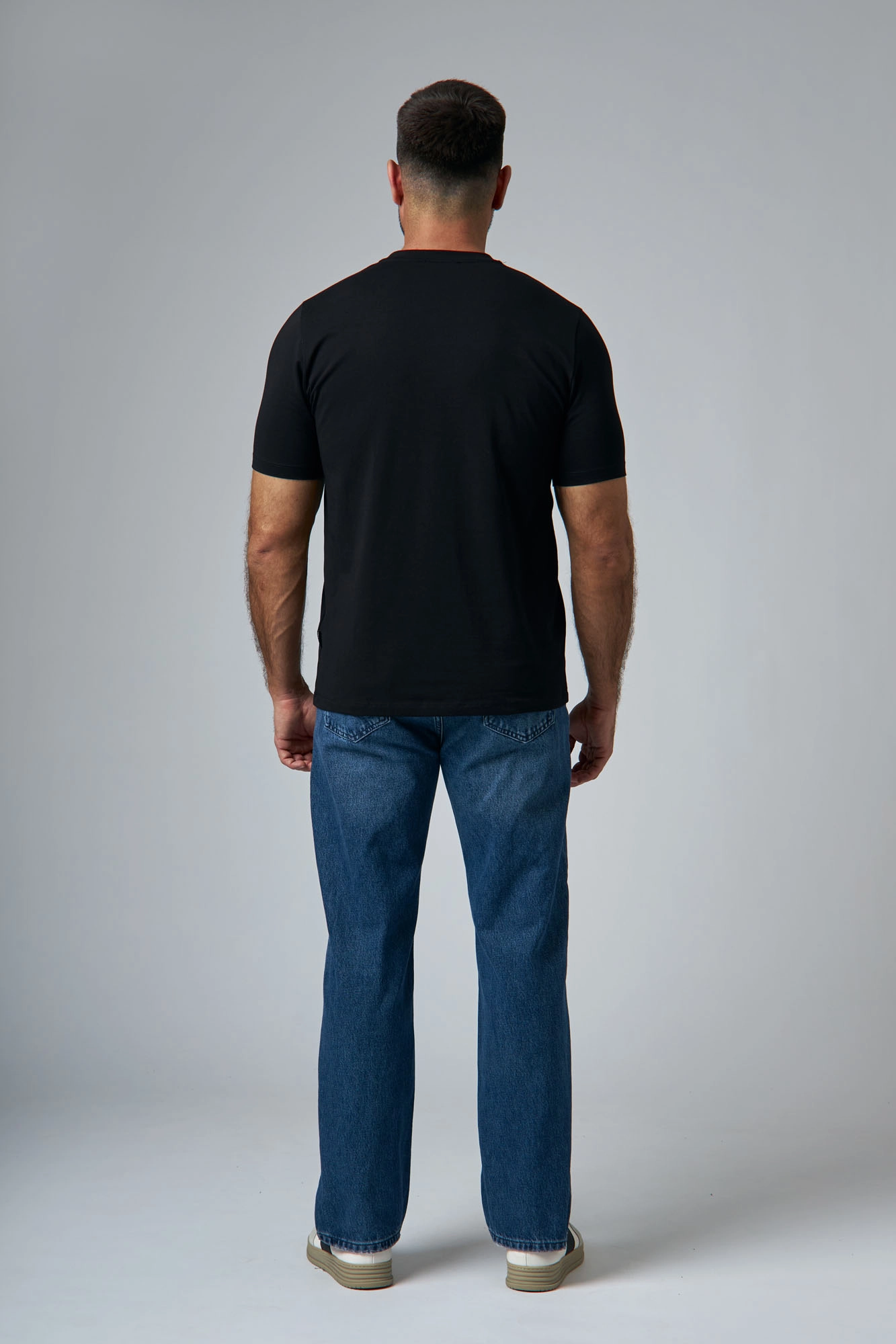 VM-ERK-22-427 Футболка Van Mich Черный