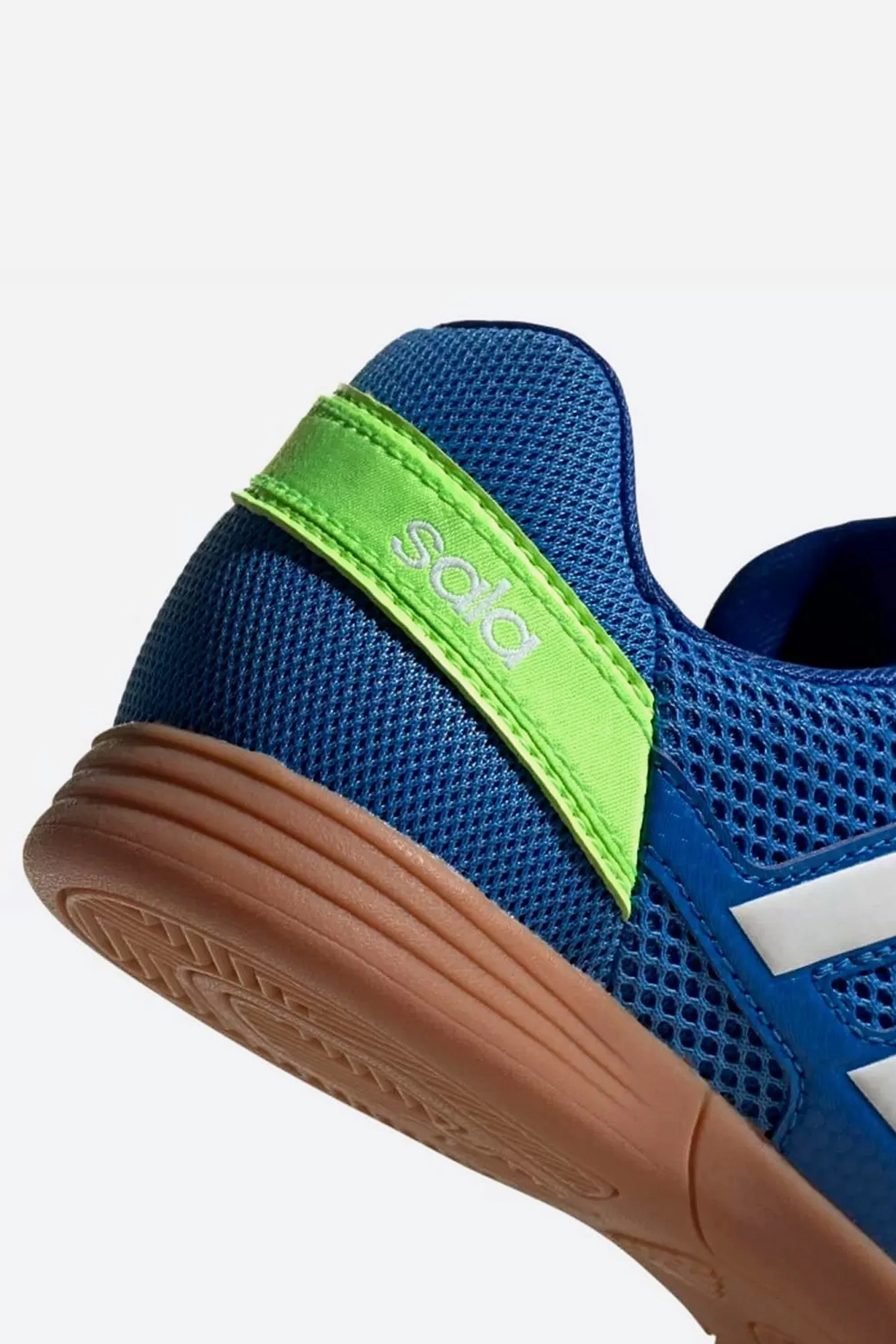  Обувь для зала Adidas 