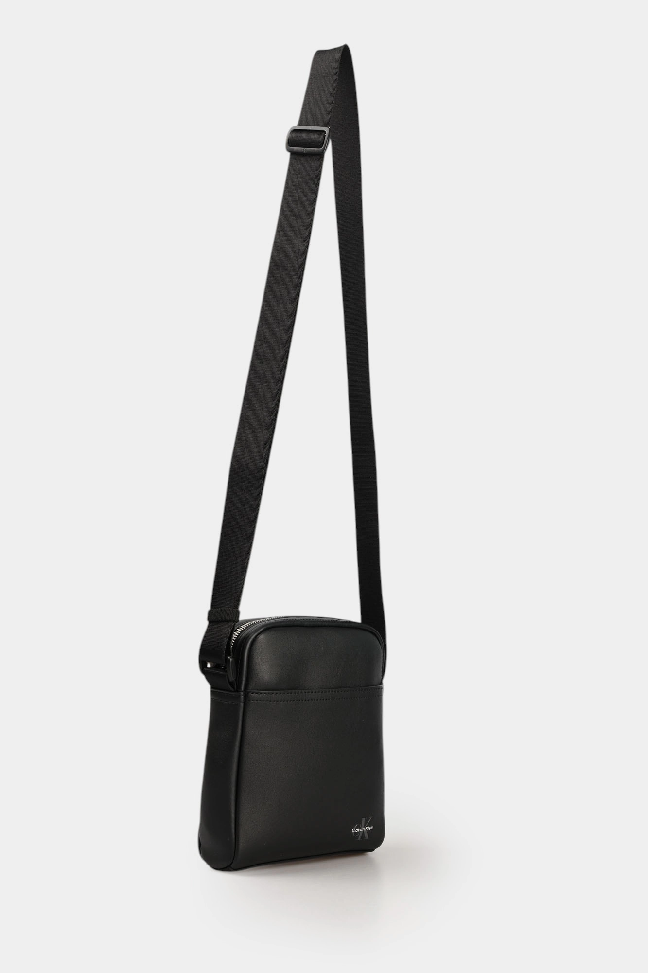 LV04G3014G Сумка Calvin Klein Jeans Черный