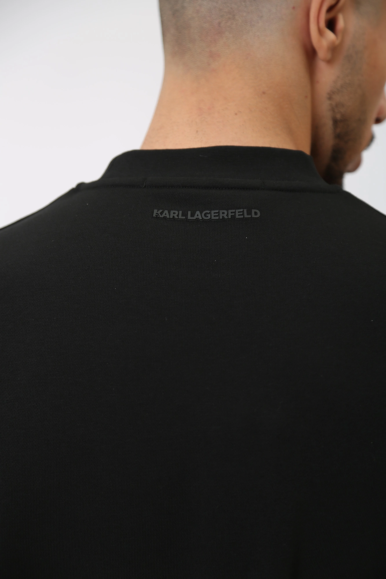 534910_705043 Свитшот Karl Lagerfeld Черный