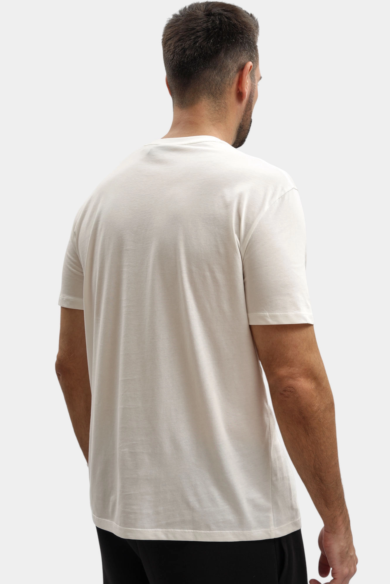 XM001784_AF10356 Футболка Armani Exchange Белый