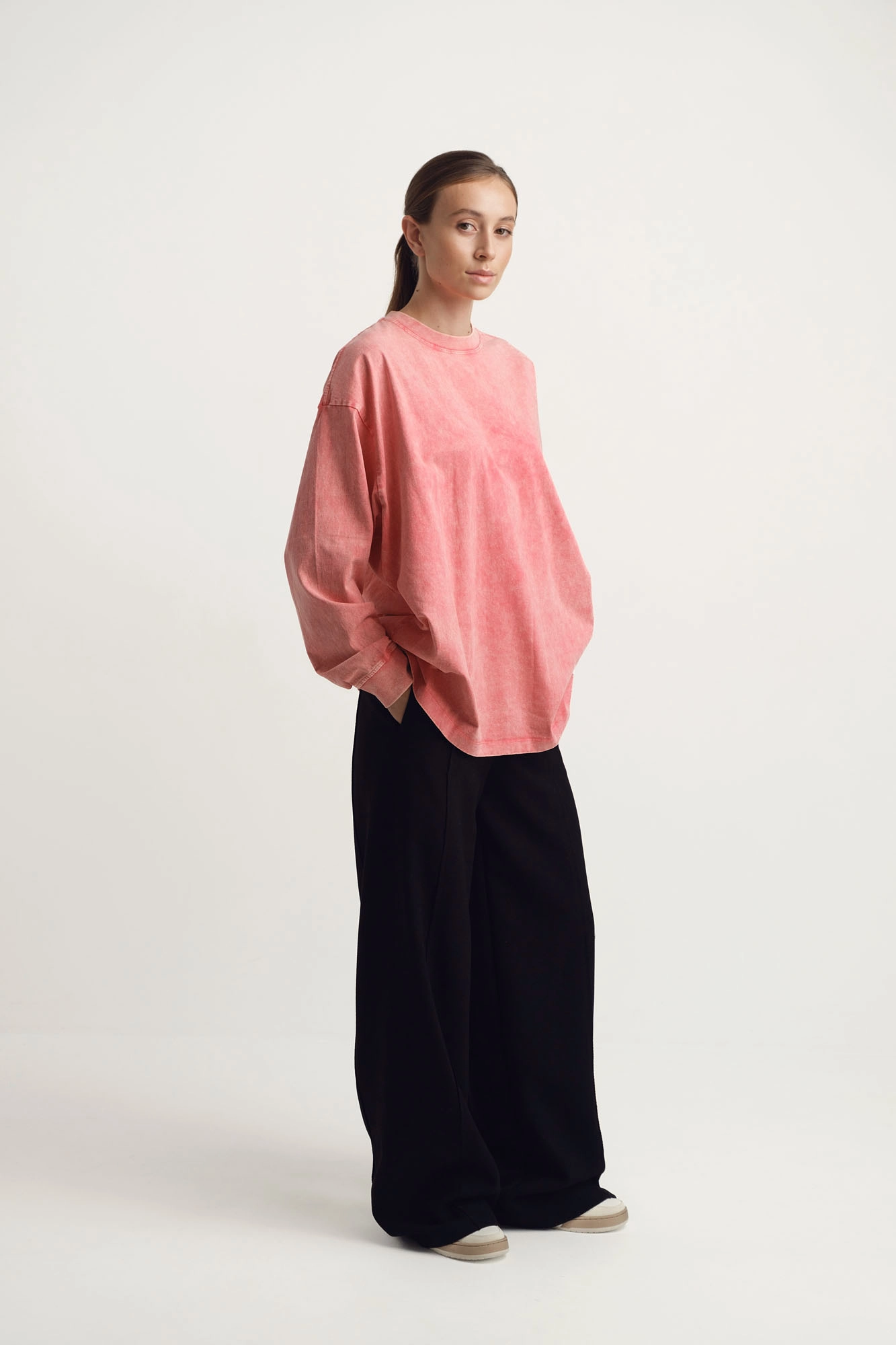 W-242-OS-22-0156 лонгслив the hills