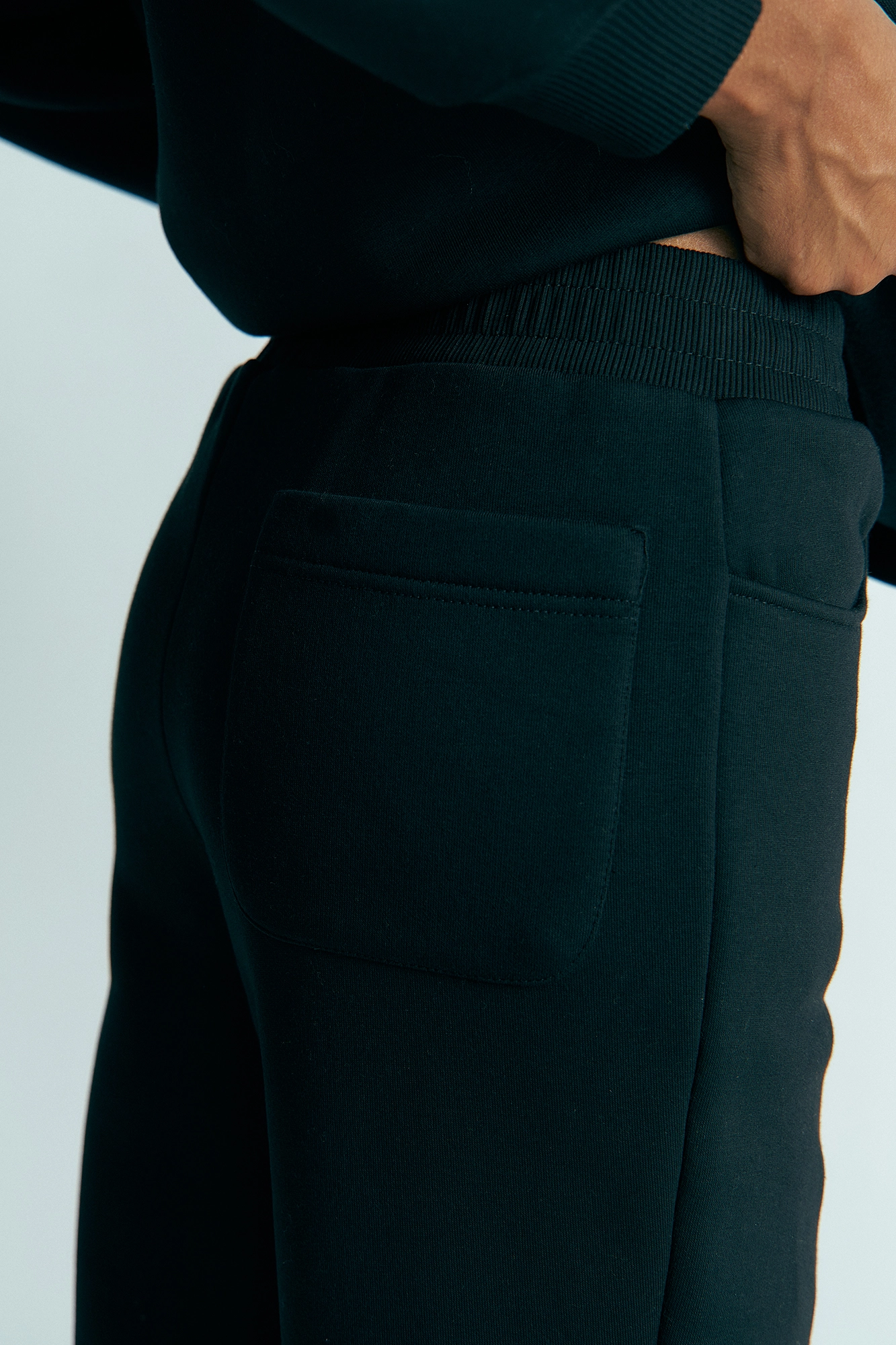 W-232-P-43-0055 брюки the hills 