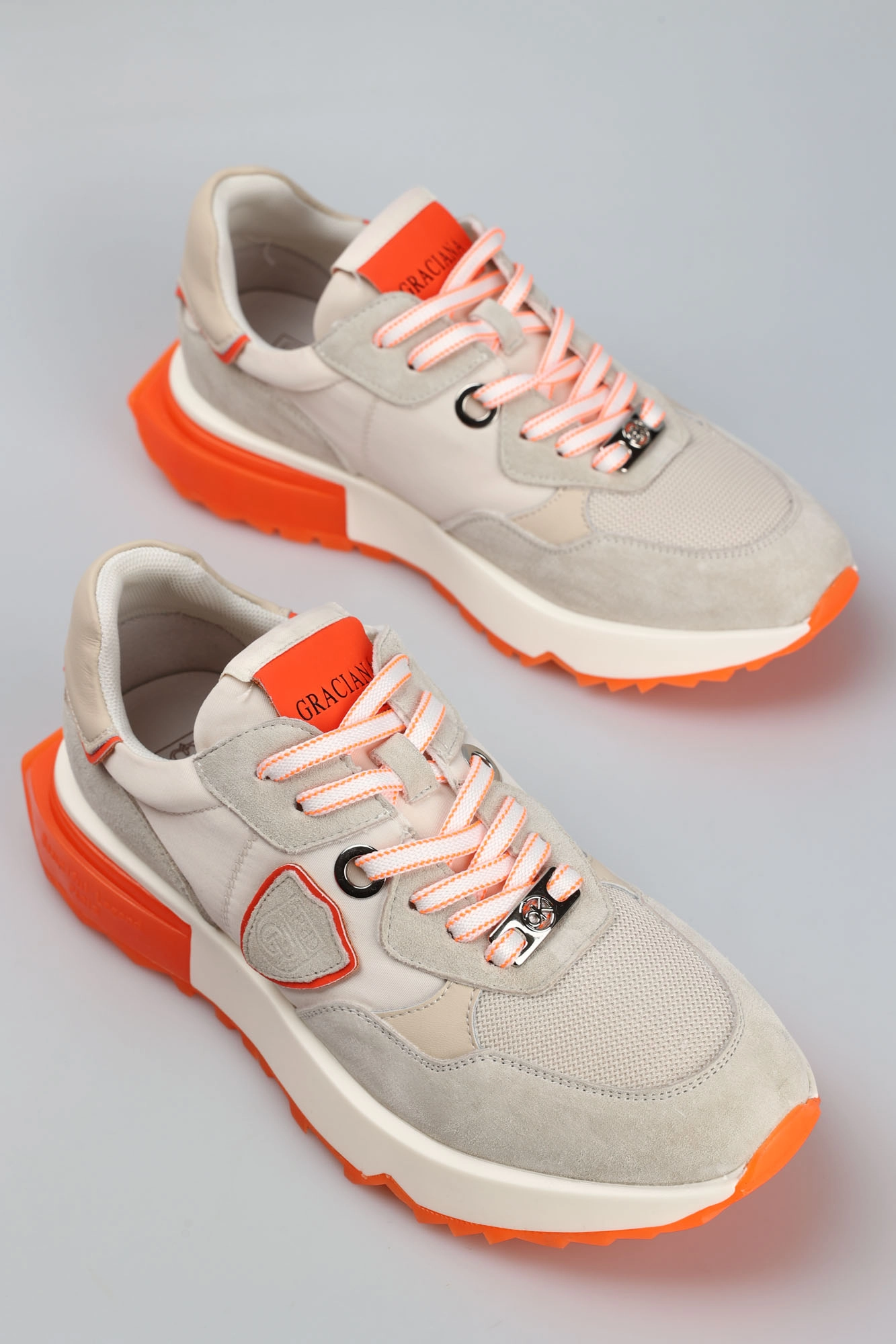 QS572-F20 Кроссовки Graciana Бежевый