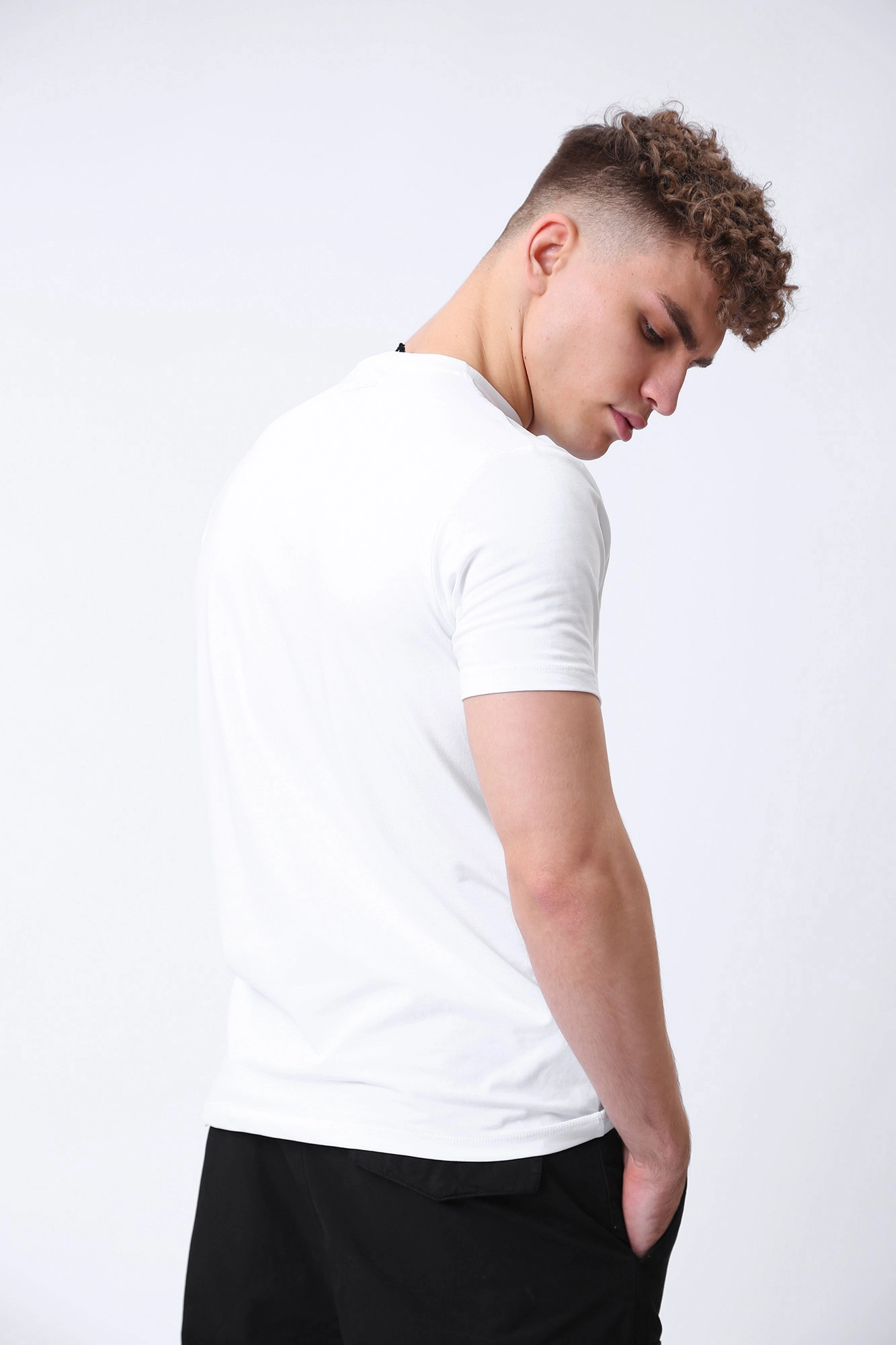 531221_755090 Футболка Karl Lagerfeld Белый