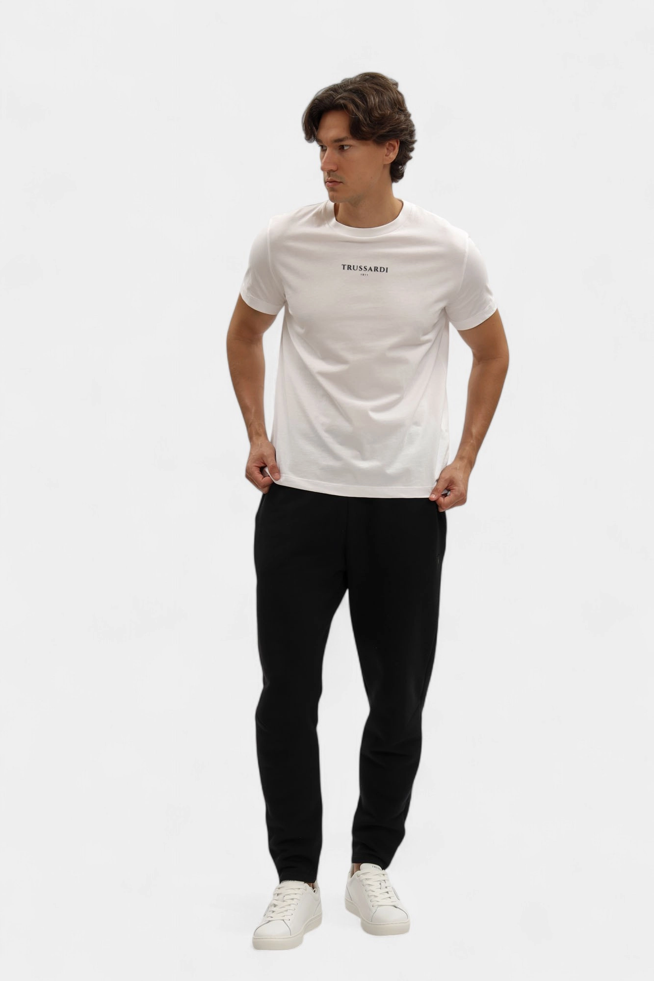 G0308000054N-MTS02J02-84A9 Футболка Trussardi Белый