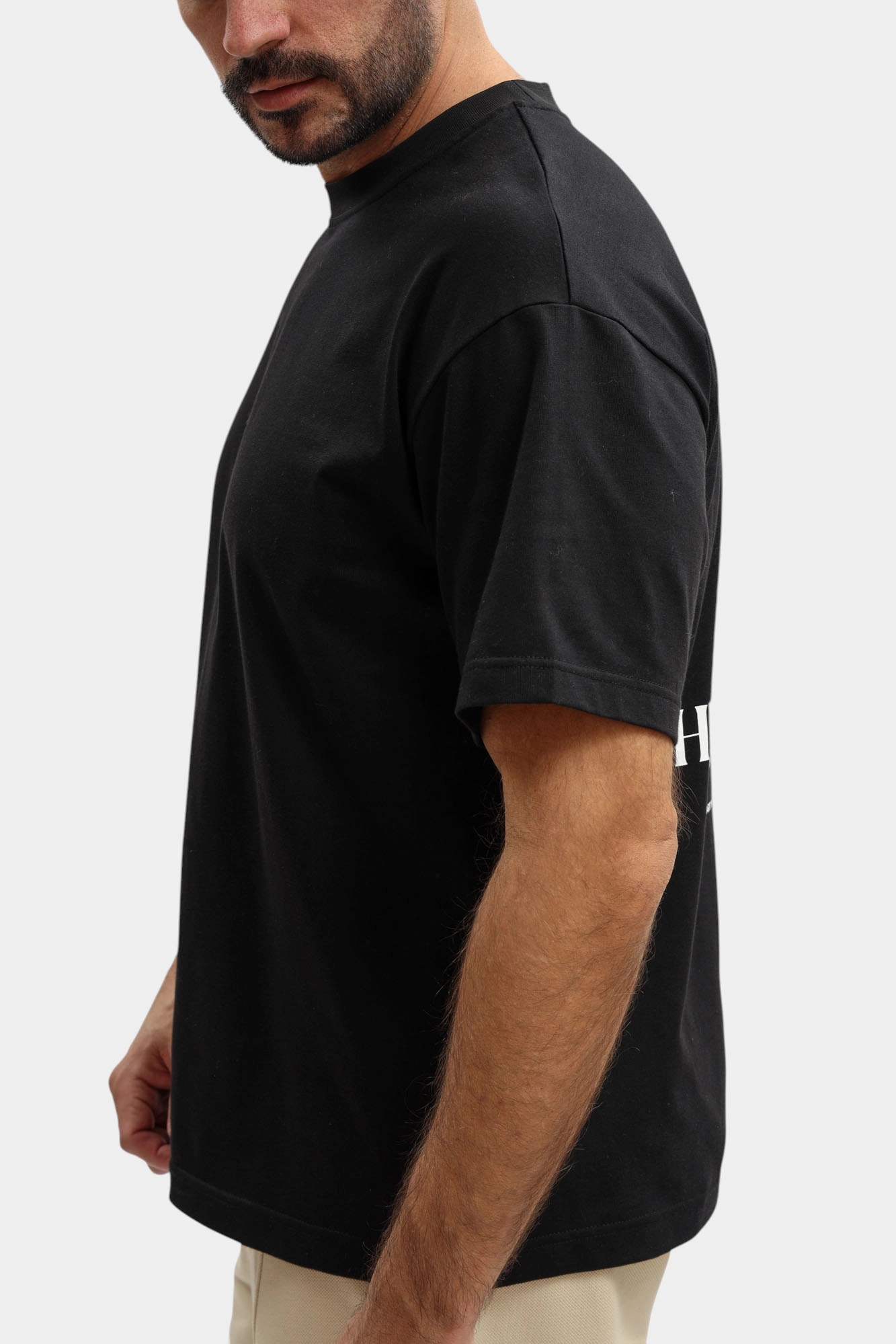 M-261-THT-22-1407 Футболка The Hills Черный