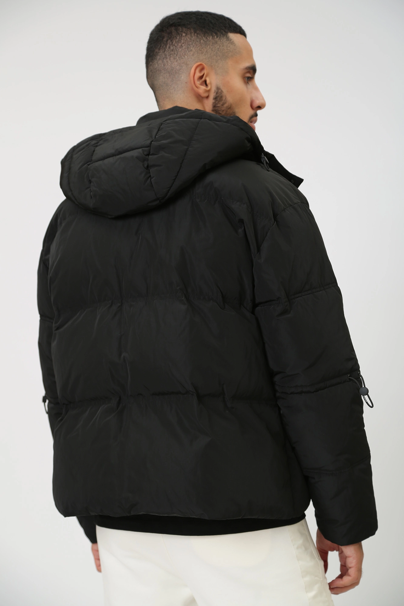 534501_505007 Куртка пуховая Karl Lagerfeld Черный