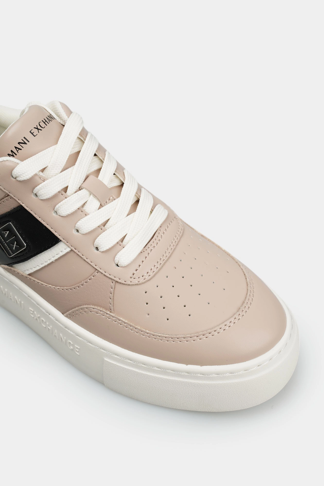 XDX176_XV917 Кеды Armani Exchange Розовый