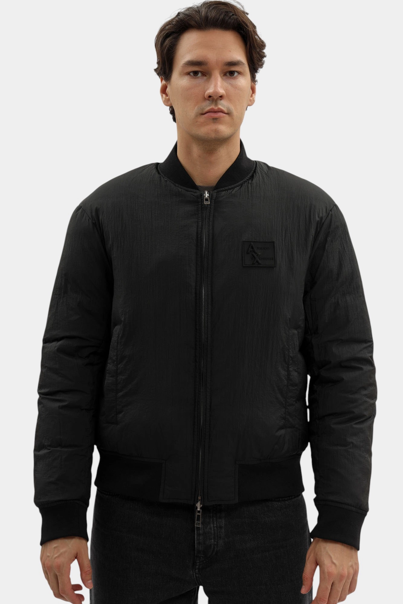 XM001104_AF16647 Бомбер кожаный Armani Exchange Черный