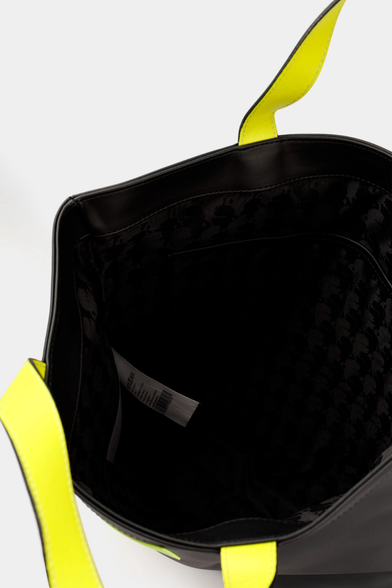 552116_805933 Сумка Karl Lagerfeld Черный