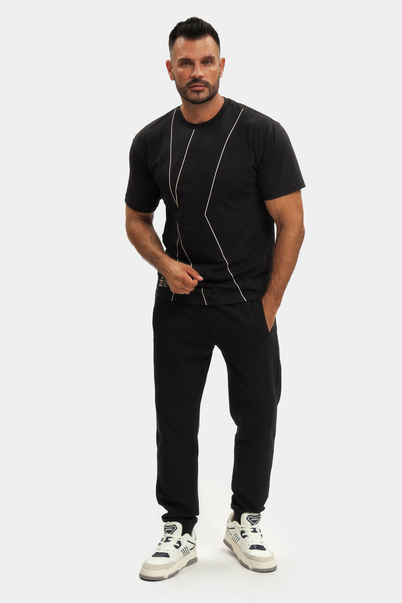 BMT0911 Футболка Bikkembergs Черный