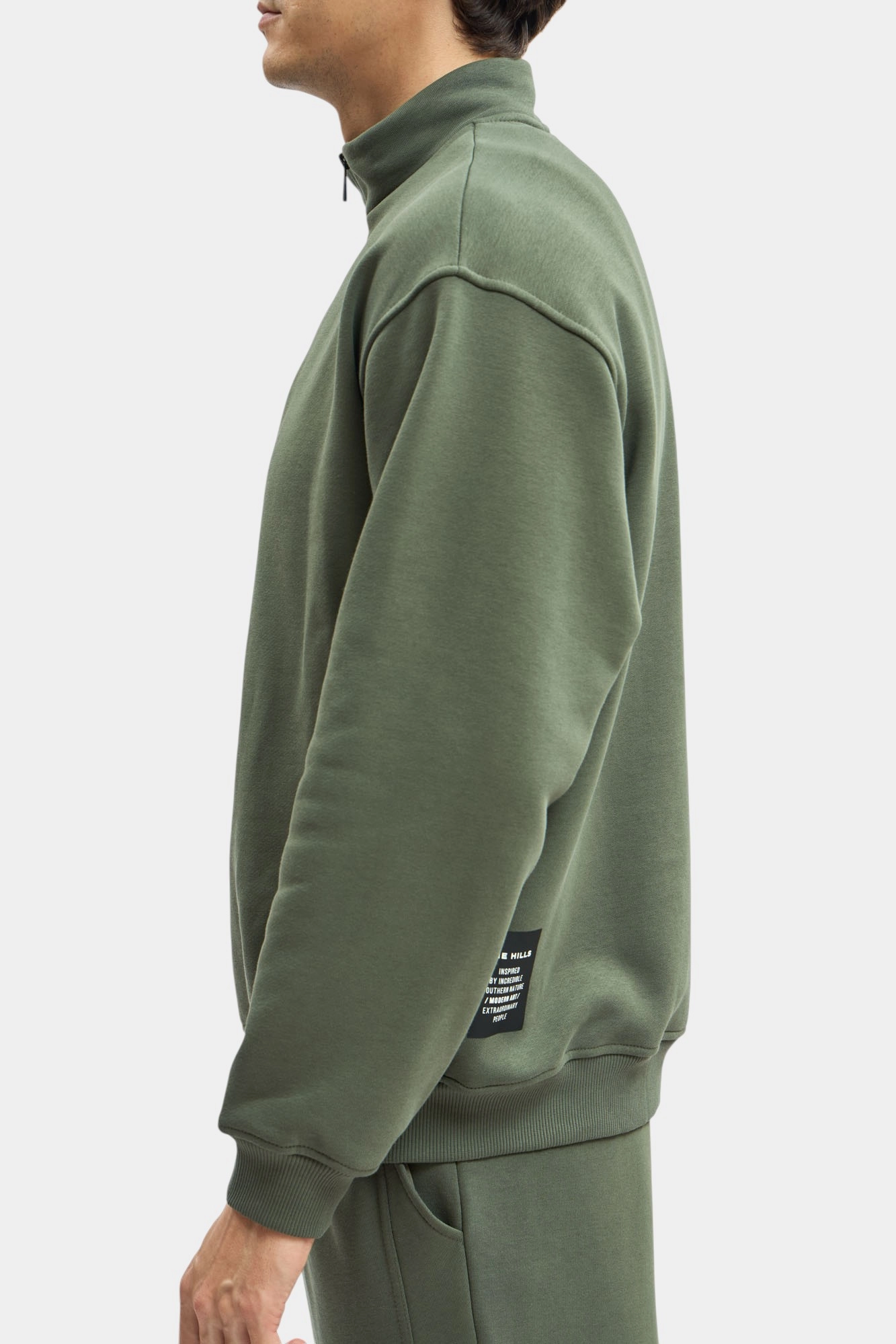 M-252-P-20-0602 Свитшот The Hills Хаки