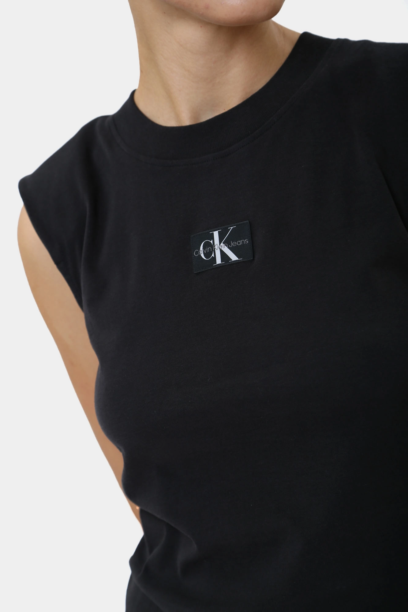 J20J223560 футболка calvin klein jeans 