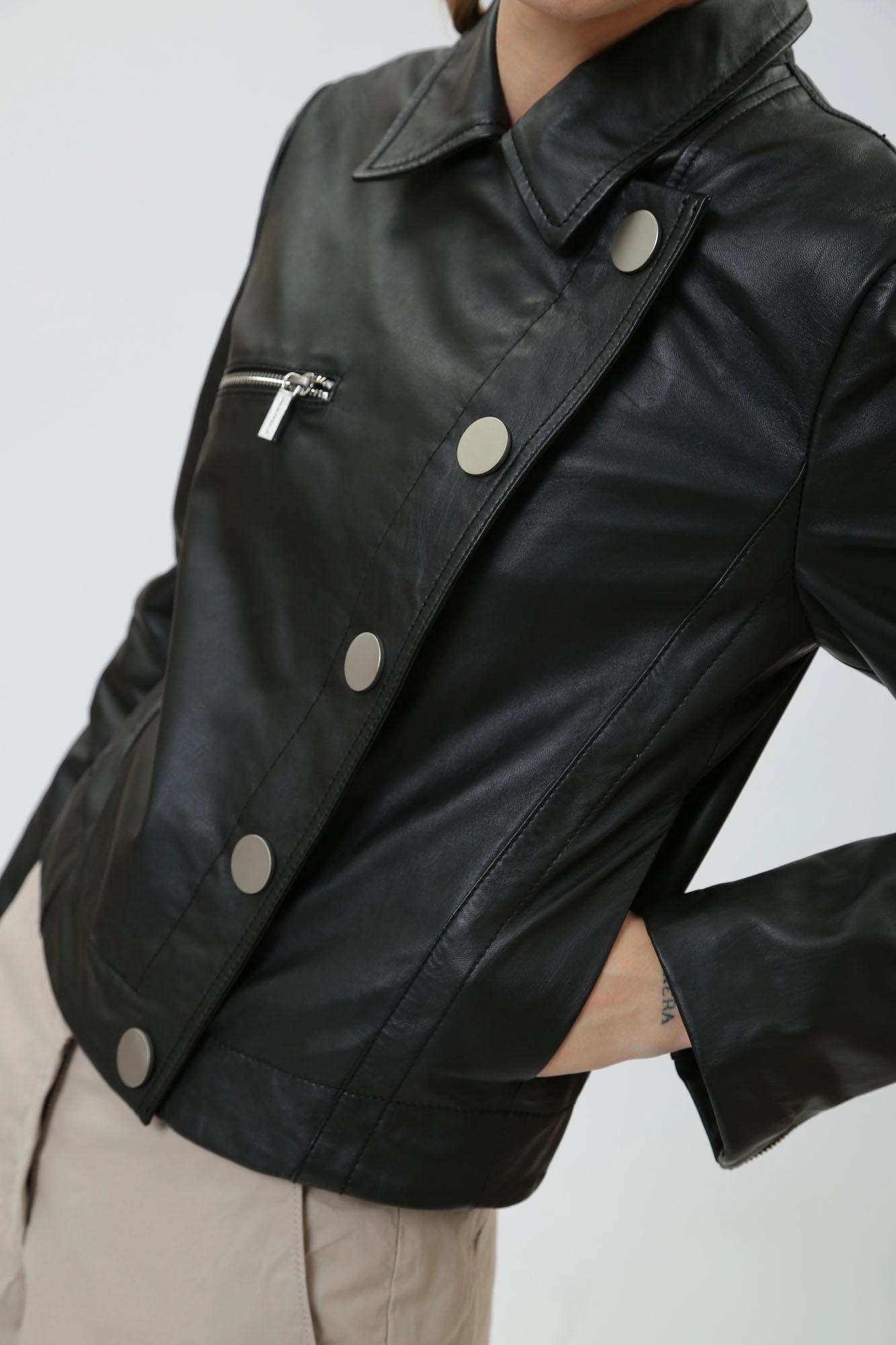 3DYB50_YLP1Z куртка кожаная armani exchange 