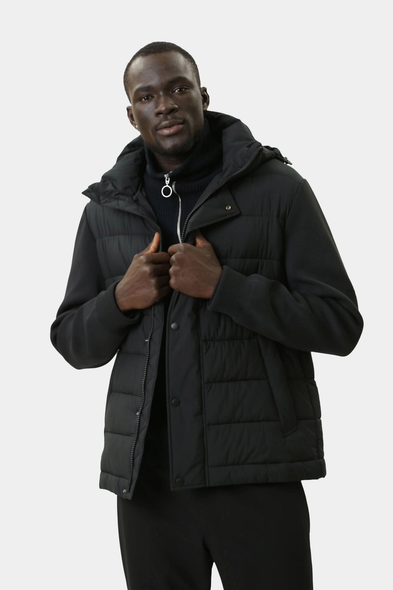 30040802_10013080 Куртка Strellson Черный