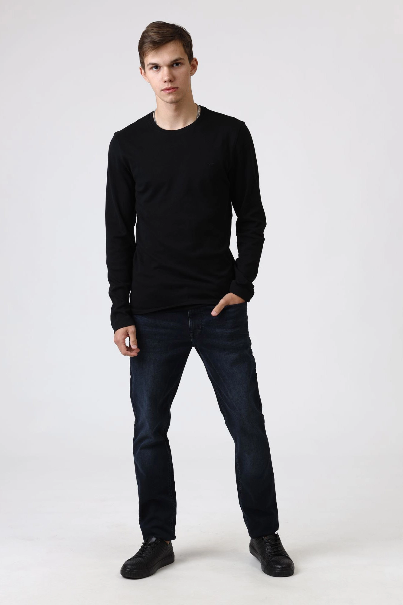 1009340 Футболка лонгслив Mustang Черный