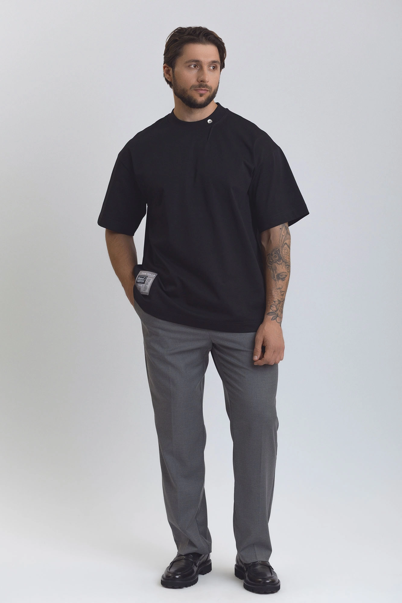 M-252-KB-U-T013 Футболка The Hills Черный