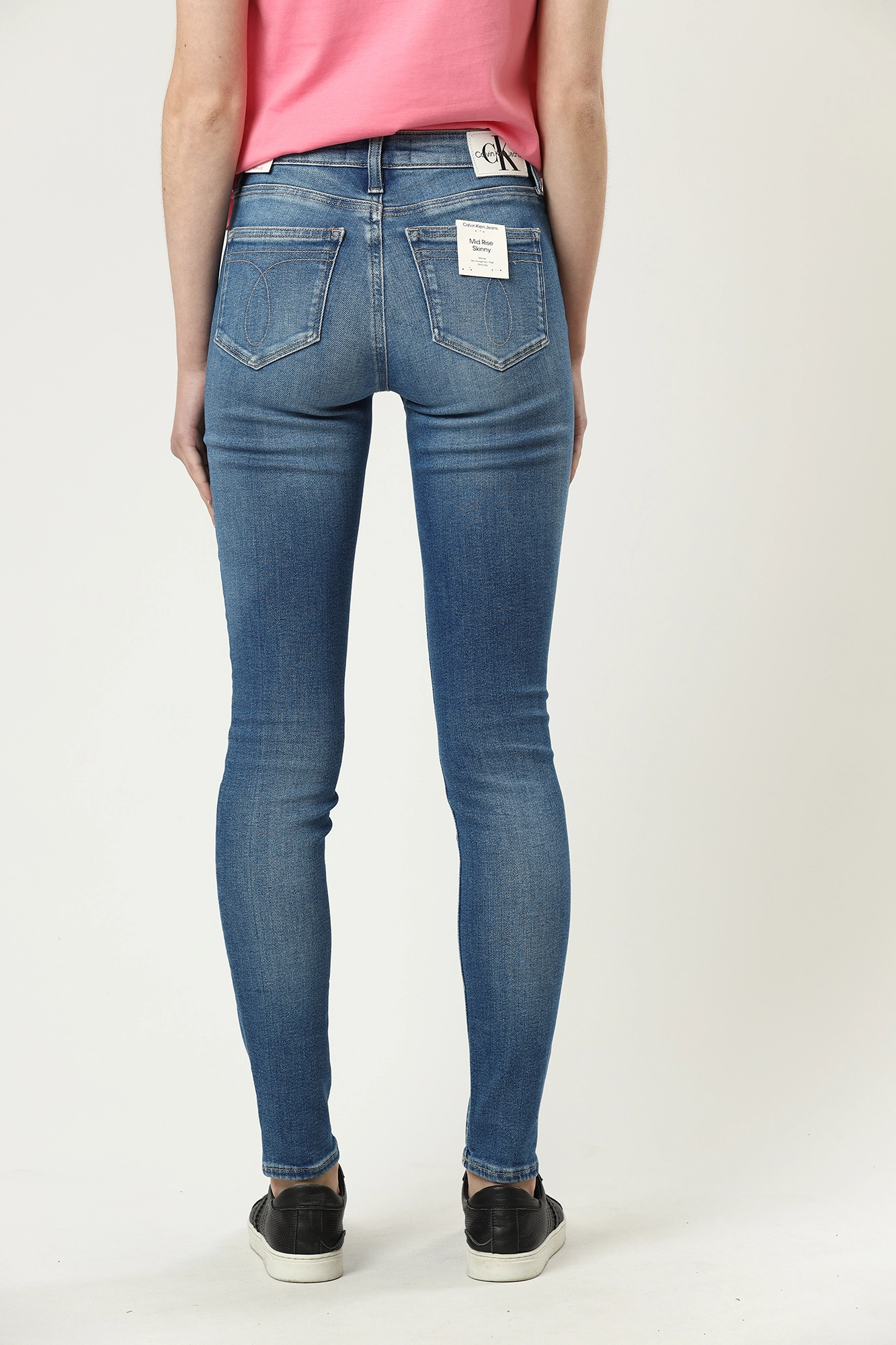 MID RISE SKINNY Calvin Klein Jeans J20J217864 1A4 Med Online.ru