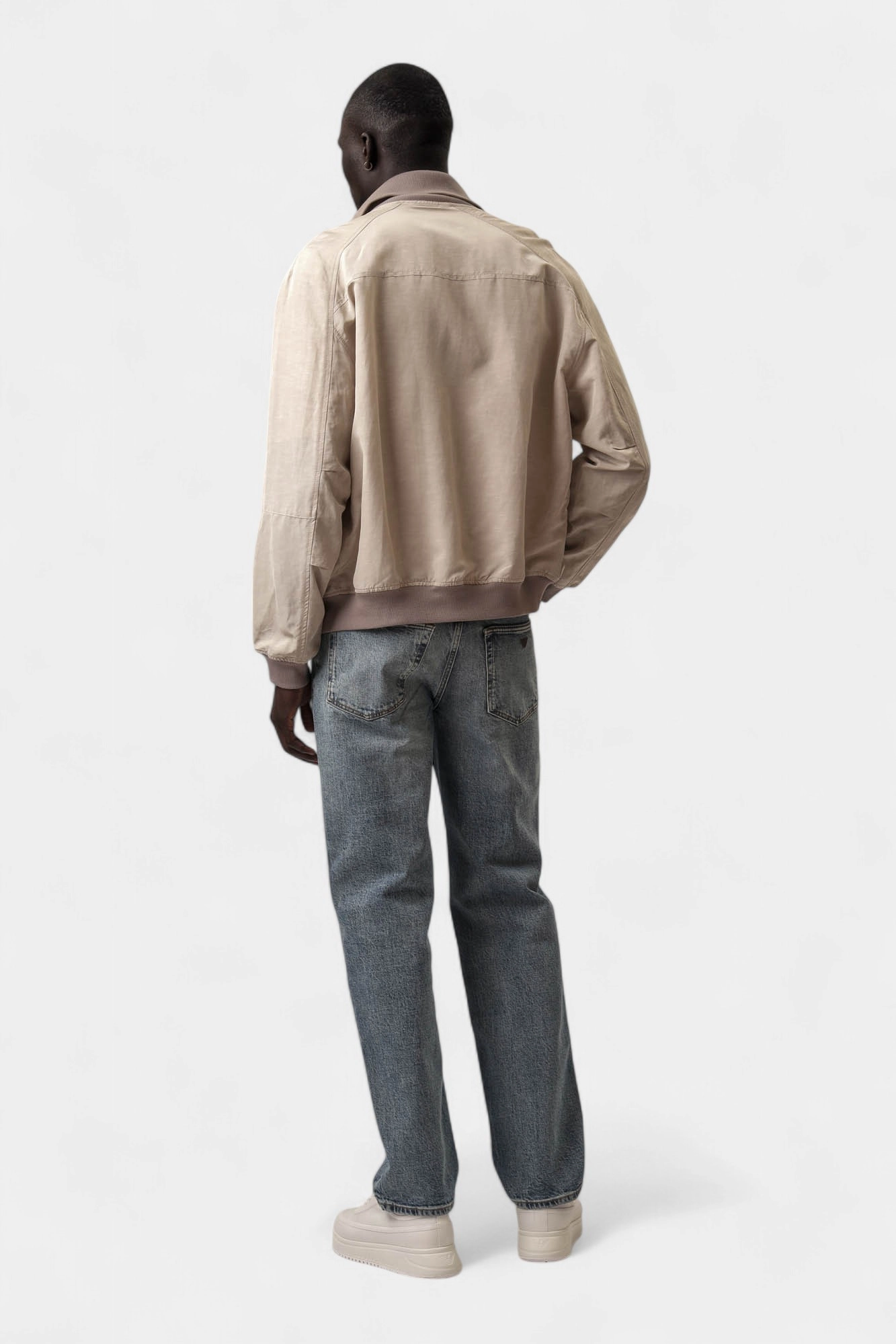 EM001280_AF13812 Бомбер Emporio Armani Серый