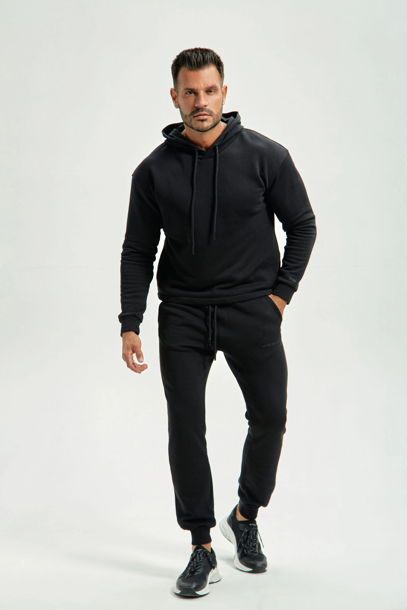 VM-ERK-20-037 Джемпер Van Mich Черный