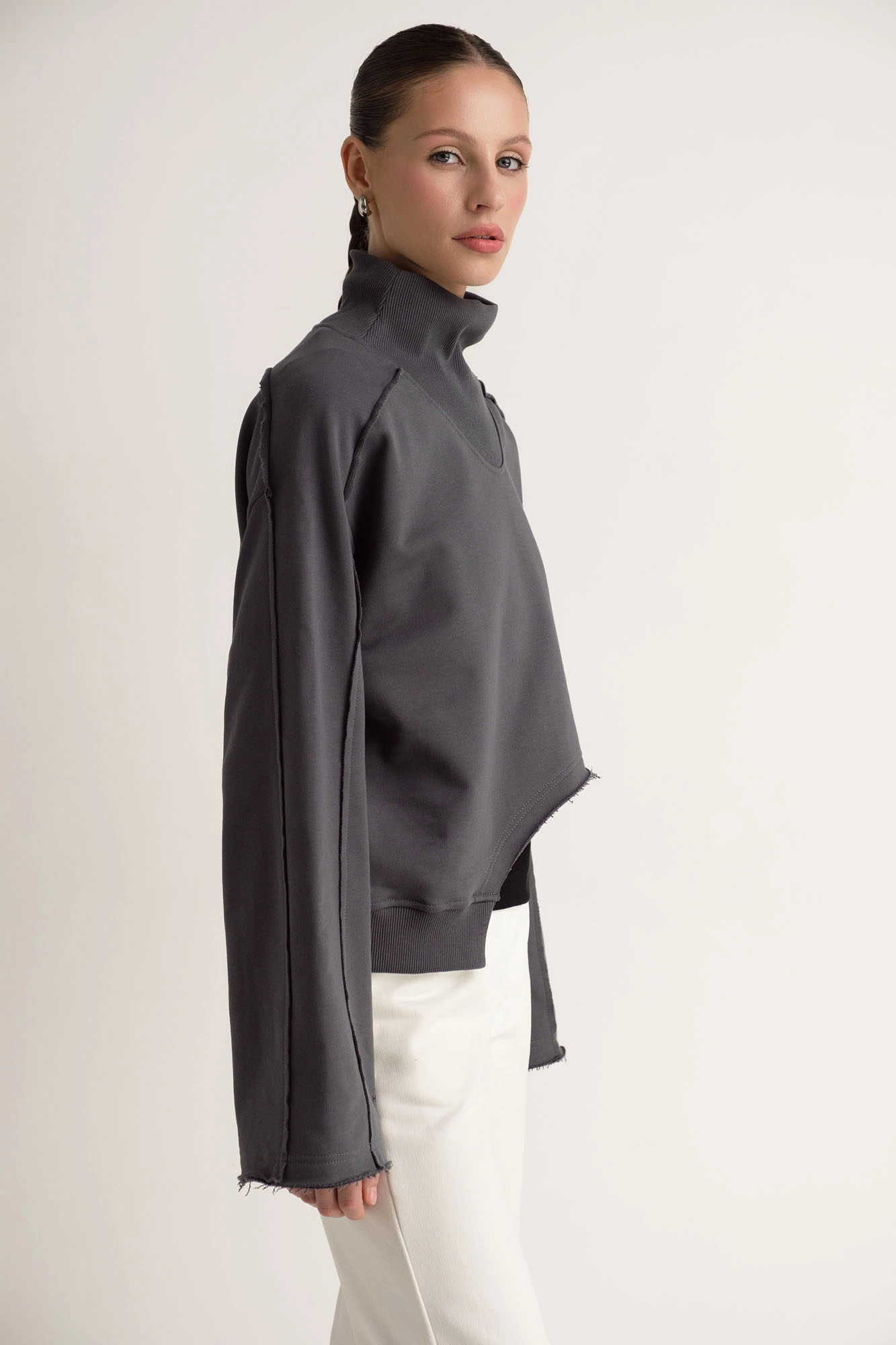 W-242-P-43-0006 свитшот the hills