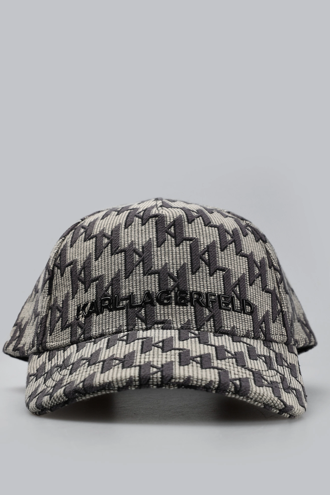216W3414 Кепка Karl Lagerfeld Серый