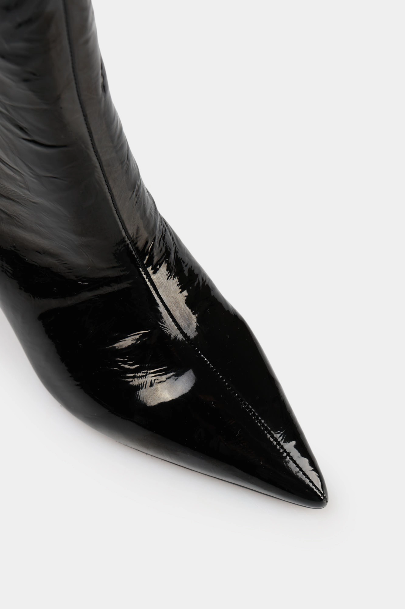 RP-L25910-802 Ботильоны закрытые Red Pin Черный