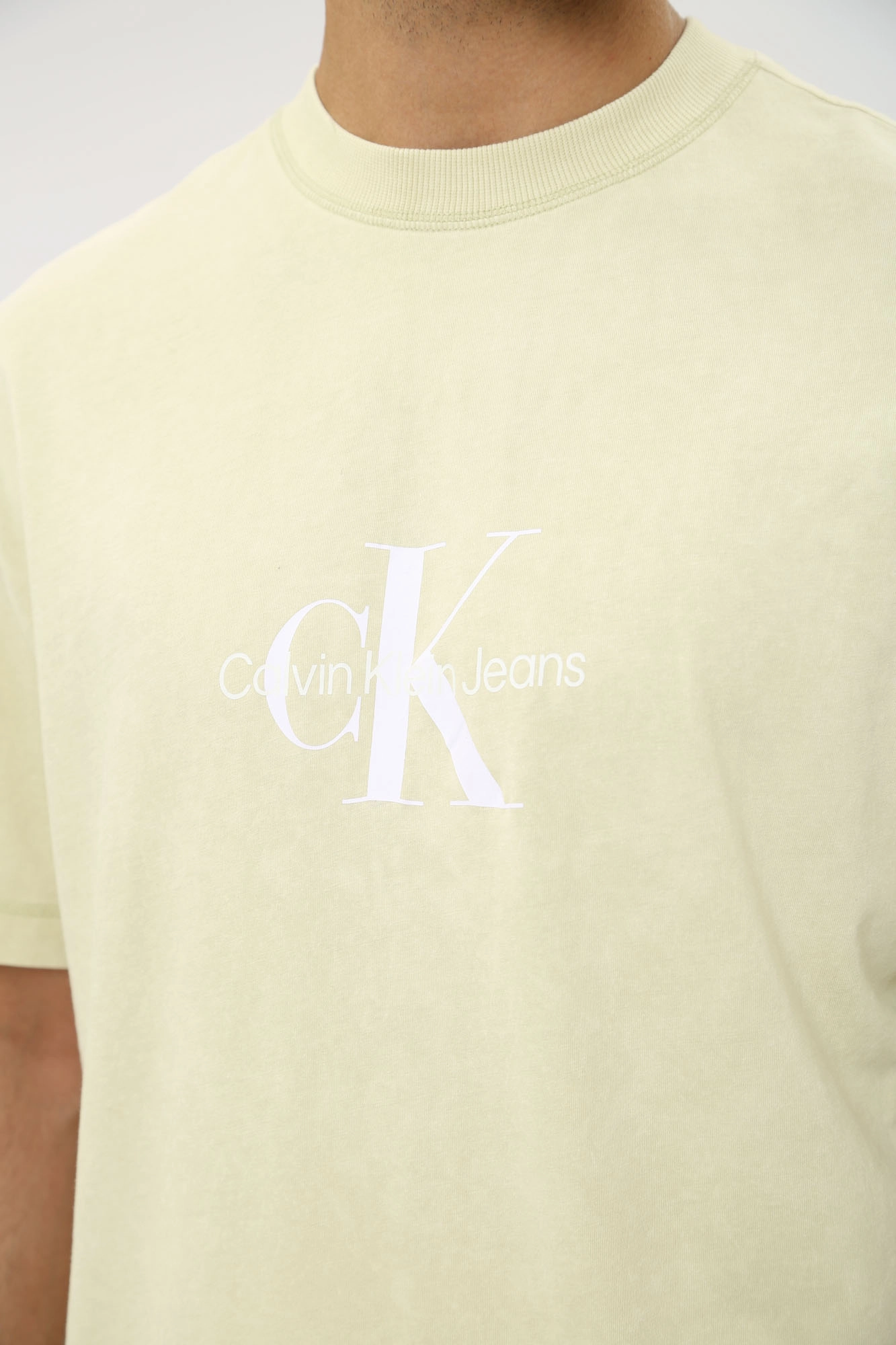 J30J325427 Футболка Calvin Klein Jeans Бежевый