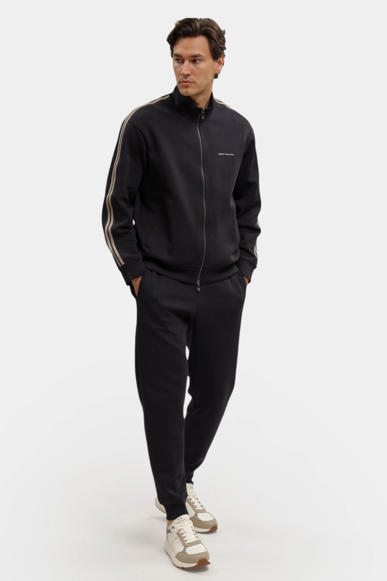 XM001361_AF10818 Толстовка Armani Exchange Черный