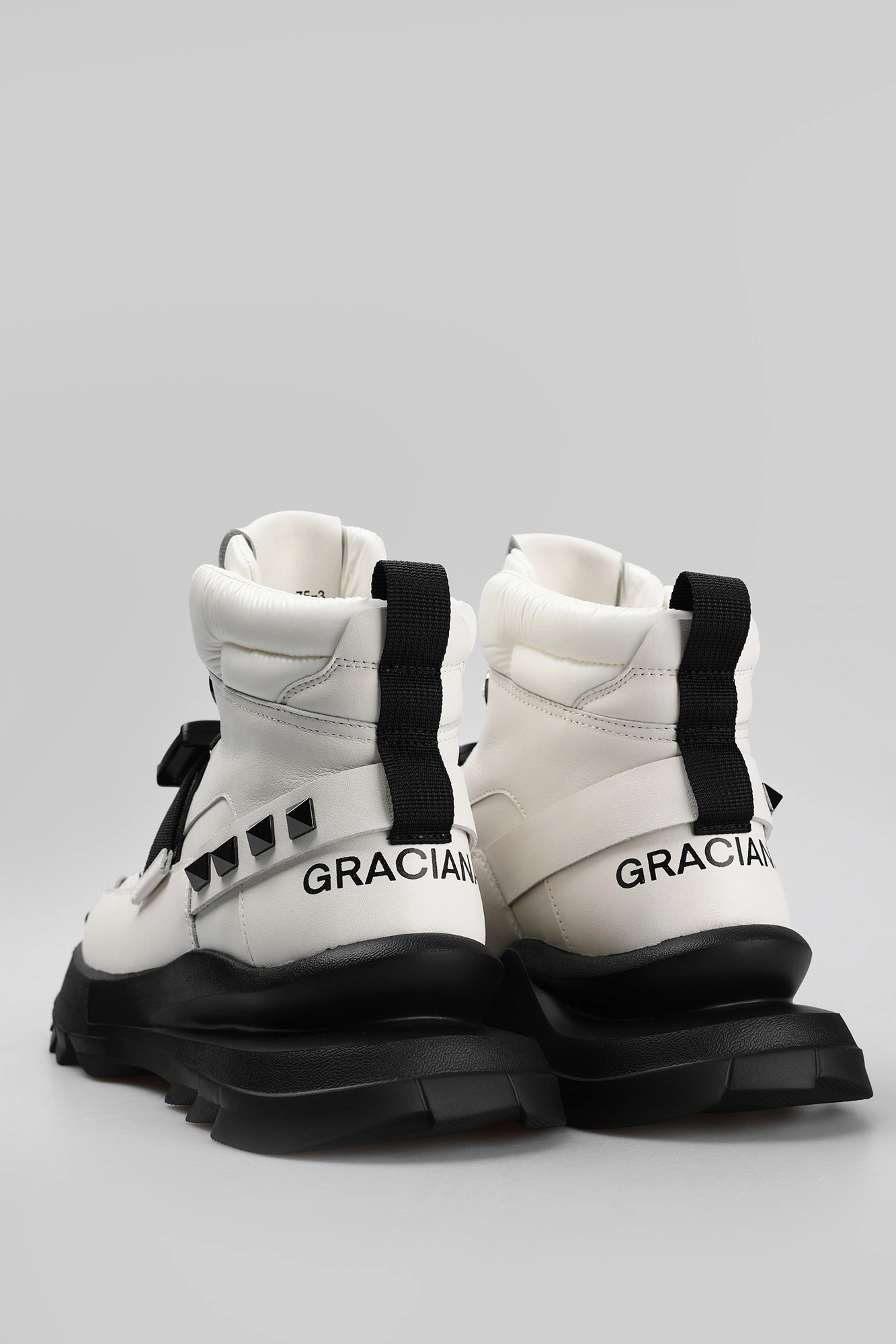 S2238-75 Ботинки Graciana Белый