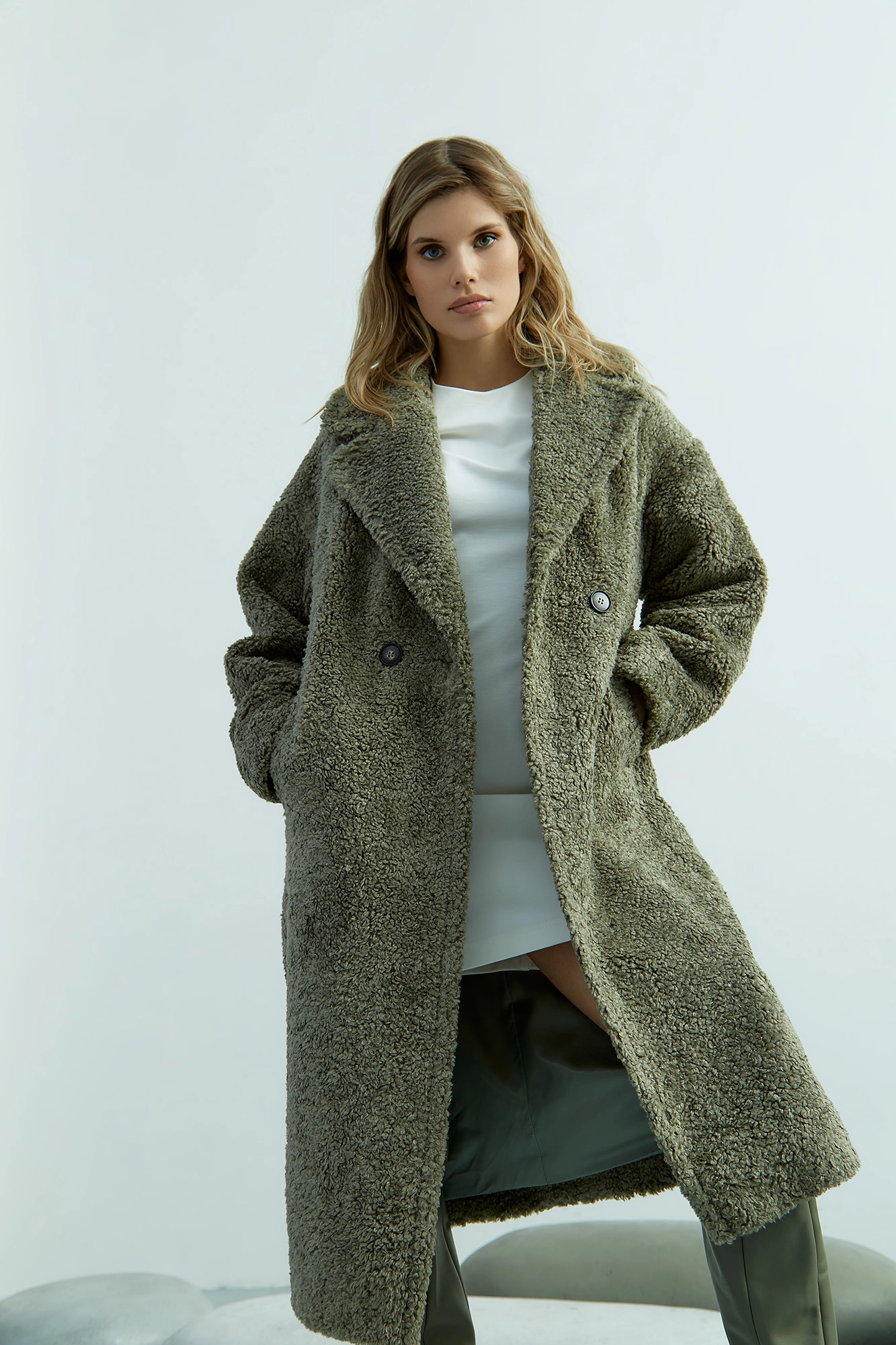 W-232-ZM-995УК шуба the hills 