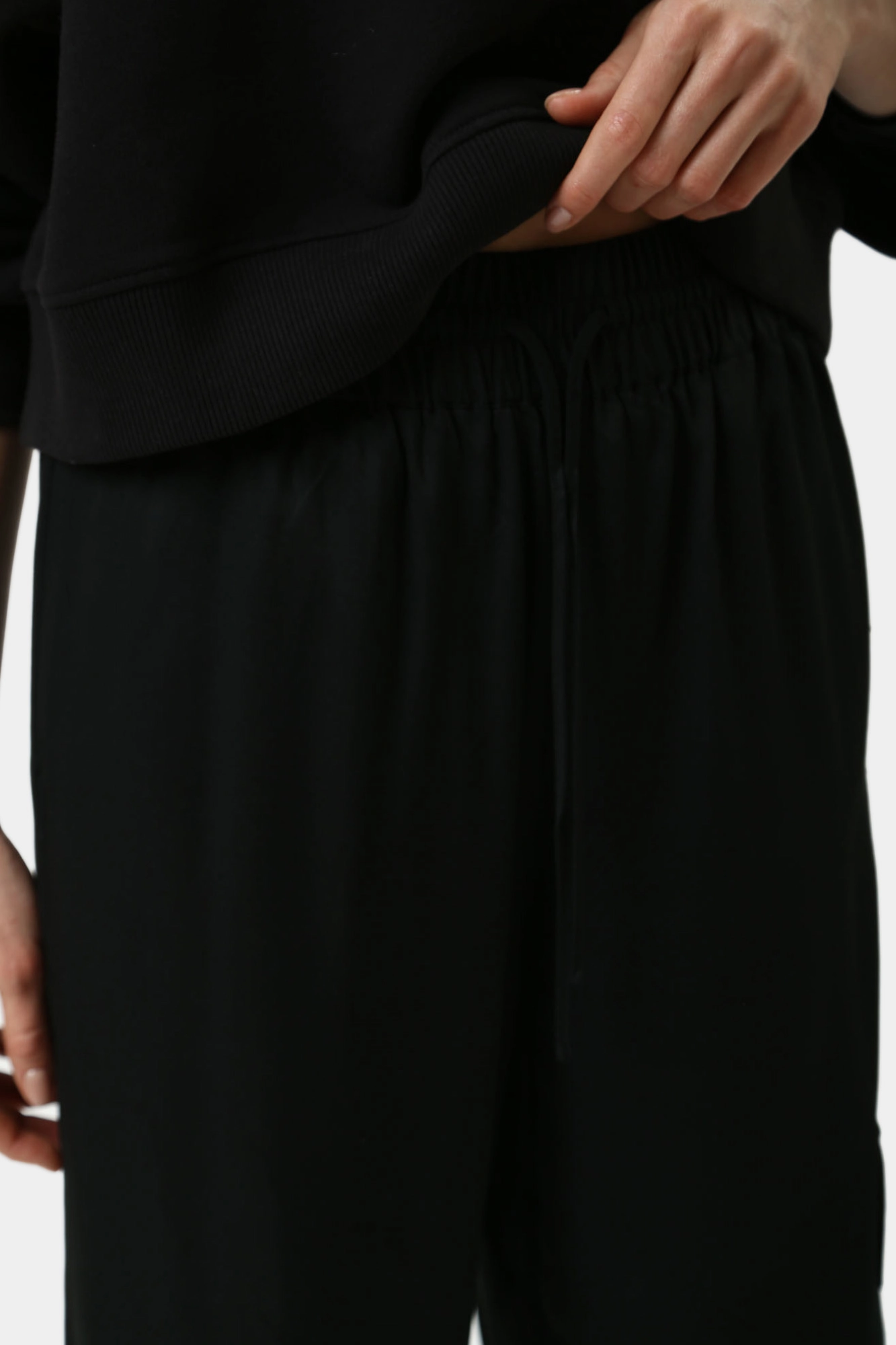 J20J224273 брюки calvin klein jeans 