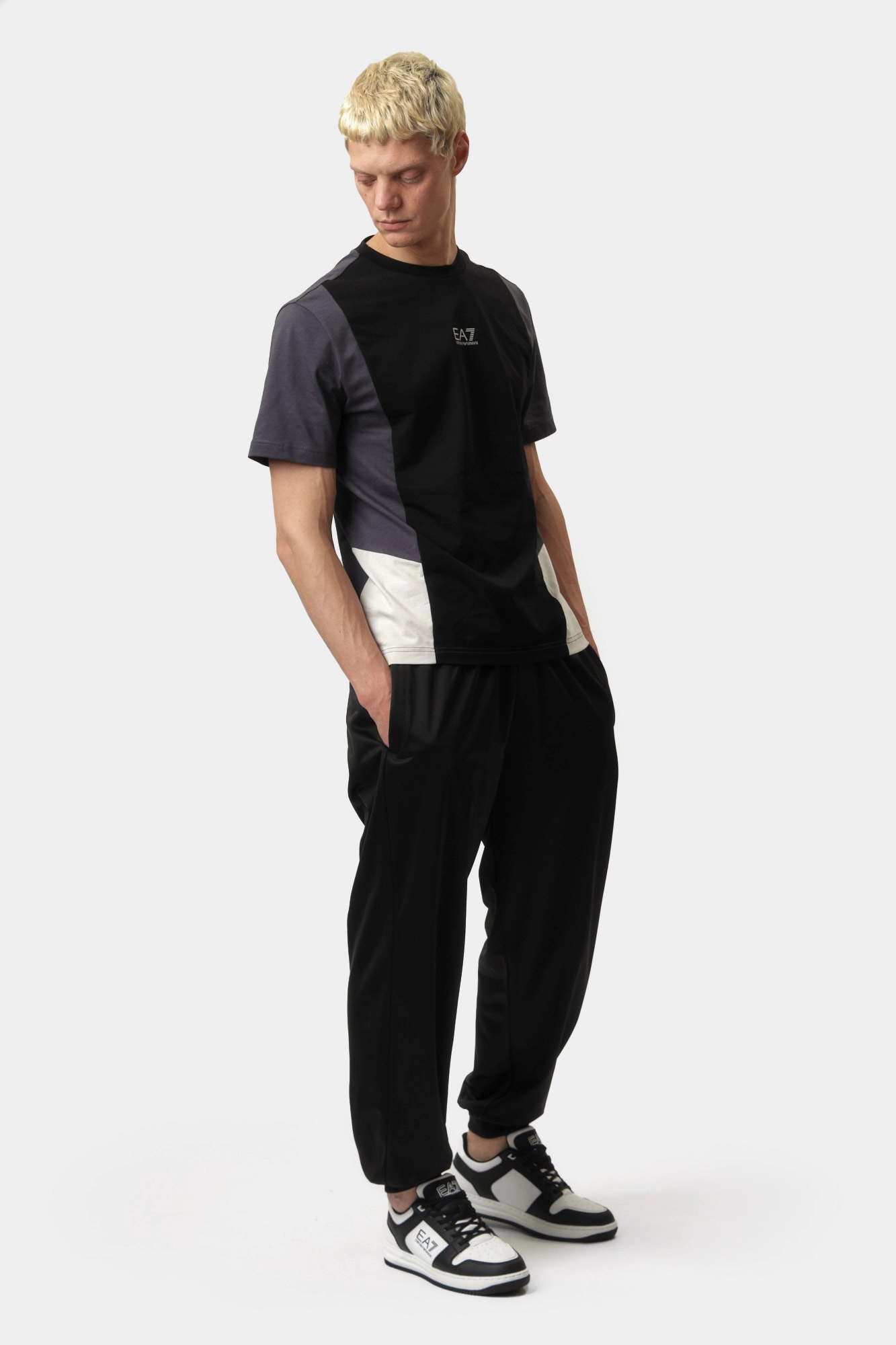 7M000276_AF12874 Футболка EA7 Черный