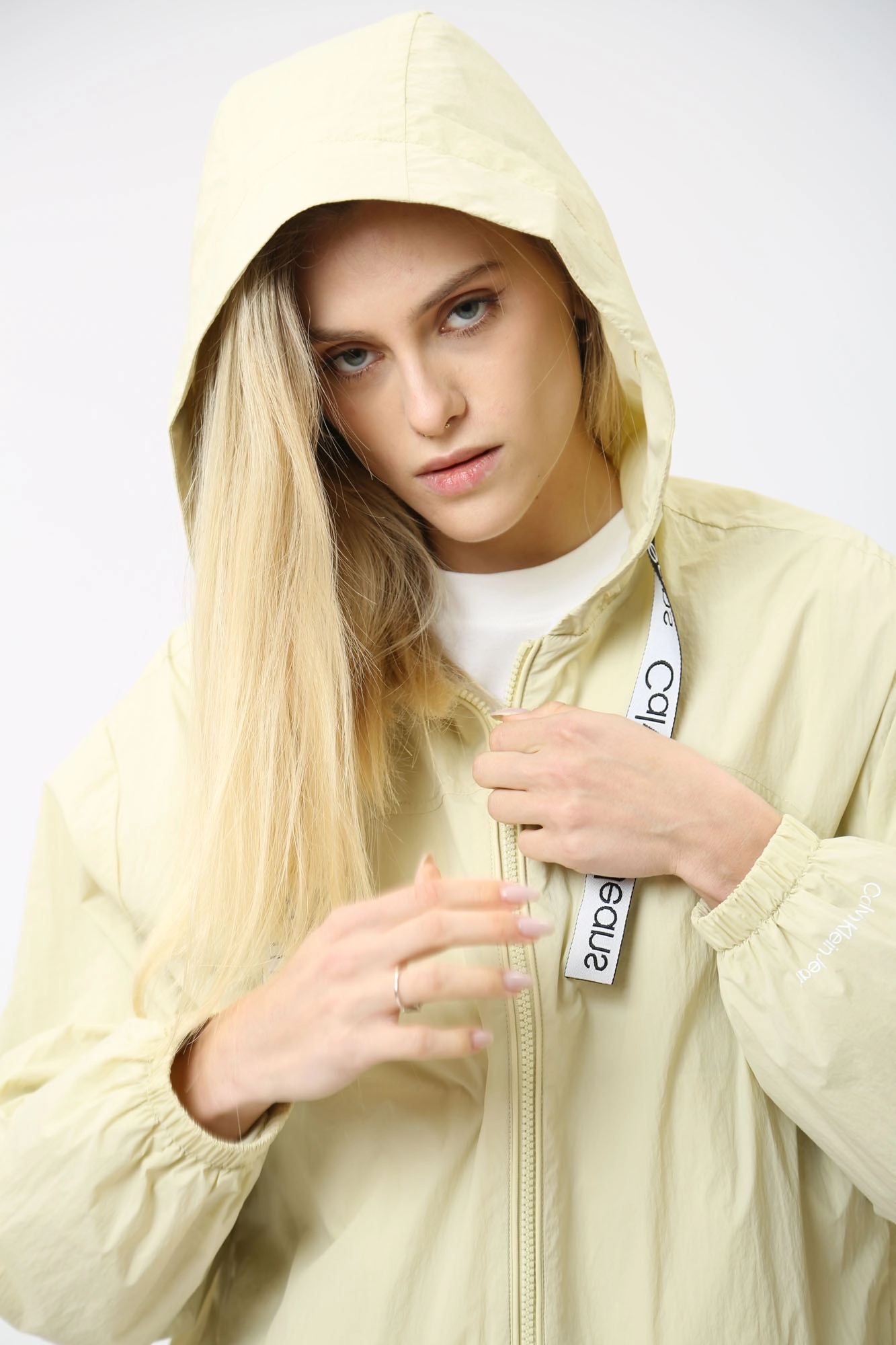 J20J223353 куртка  calvin klein jeans 