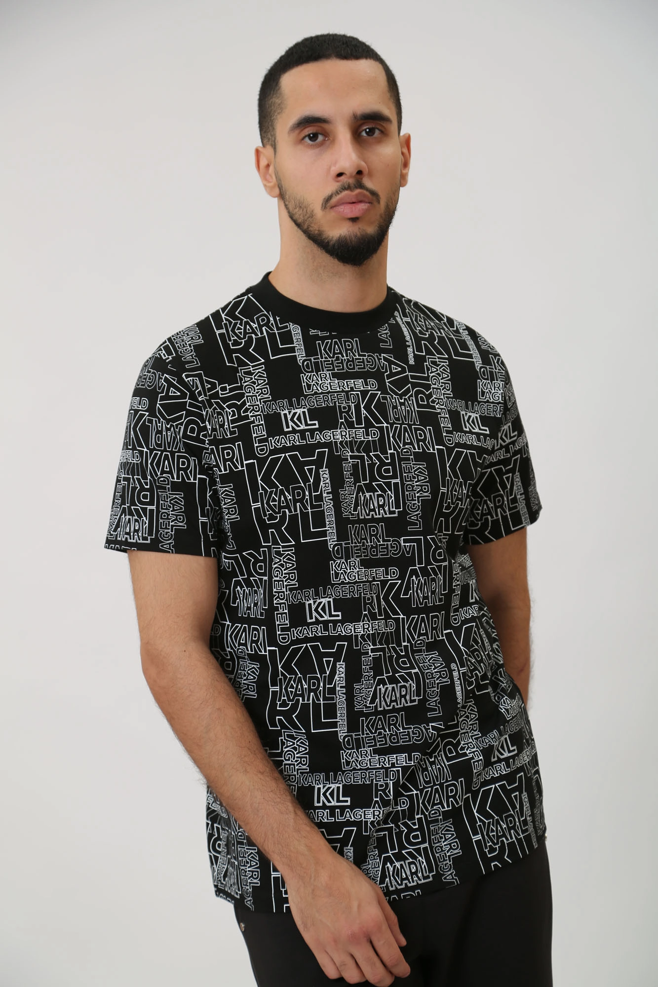 541224_755060 Футболка Karl Lagerfeld Черный