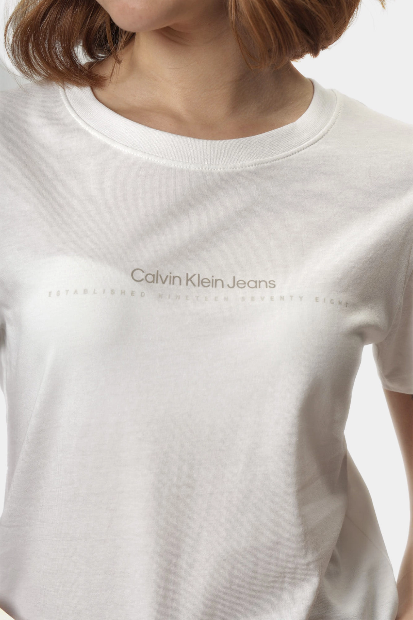 J20J224990 футболка calvin klein jeans 