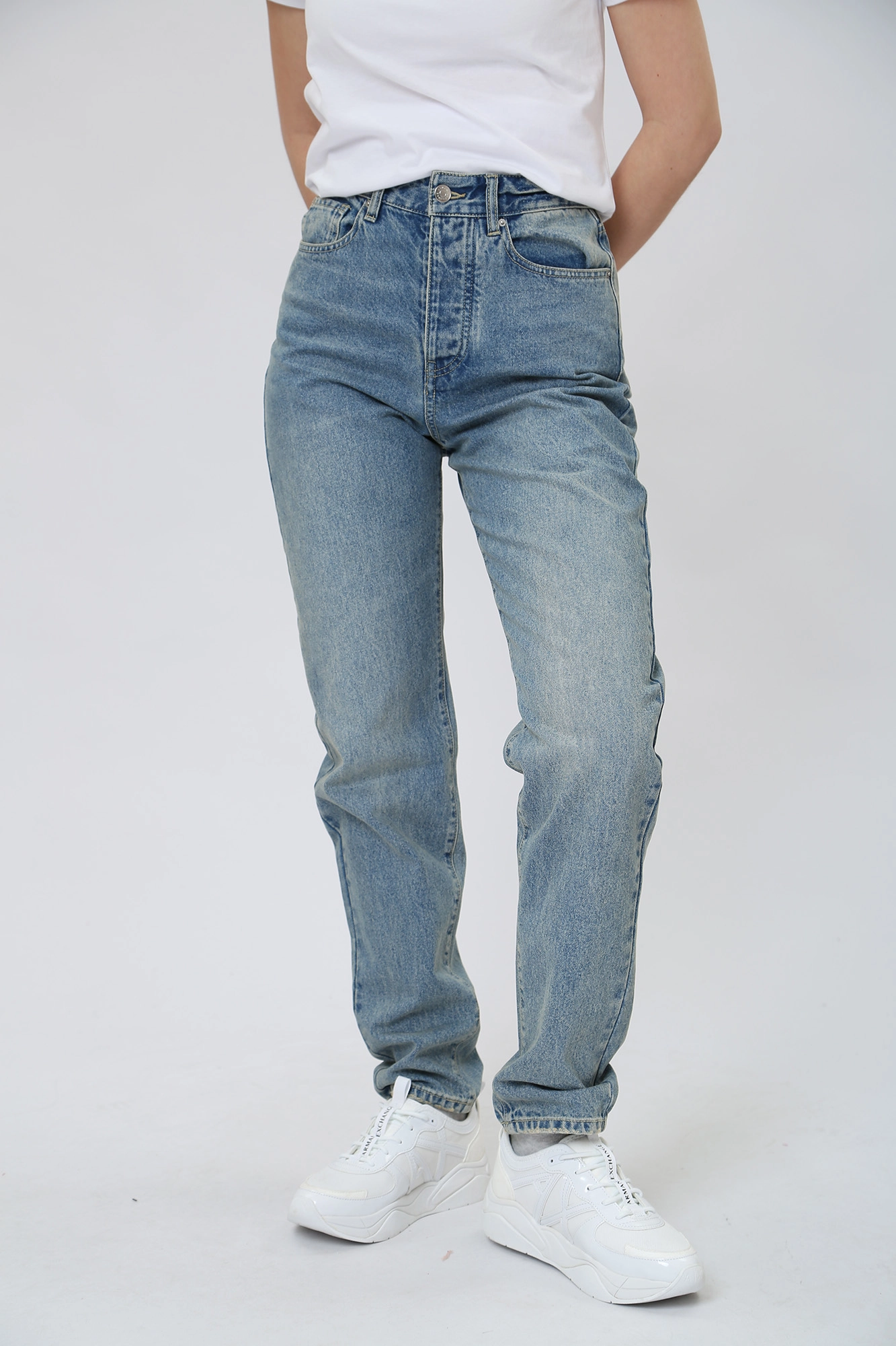 Armani Exchange 8NYJ56 Y2AAZ 150A INDIGO DENIM ICON Med Online.ru