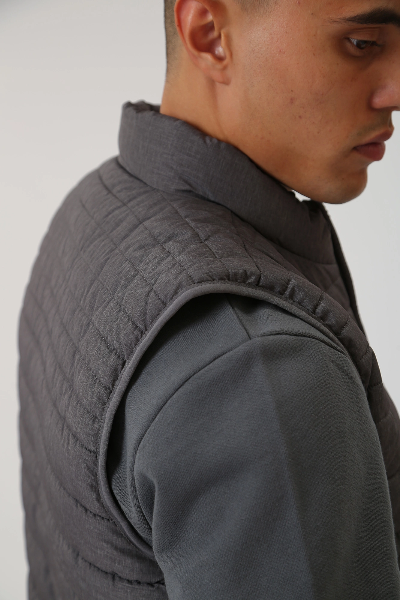 PM402800 Жилет утепленный Pepe Jeans Серый